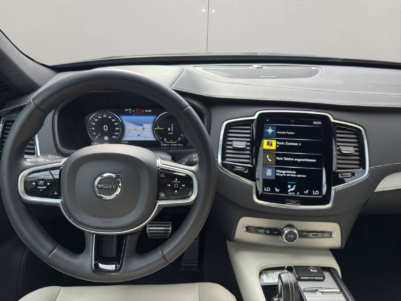 VOLVO XC90 2.0 T8 TE R-Design 7P. eAWD-image-8