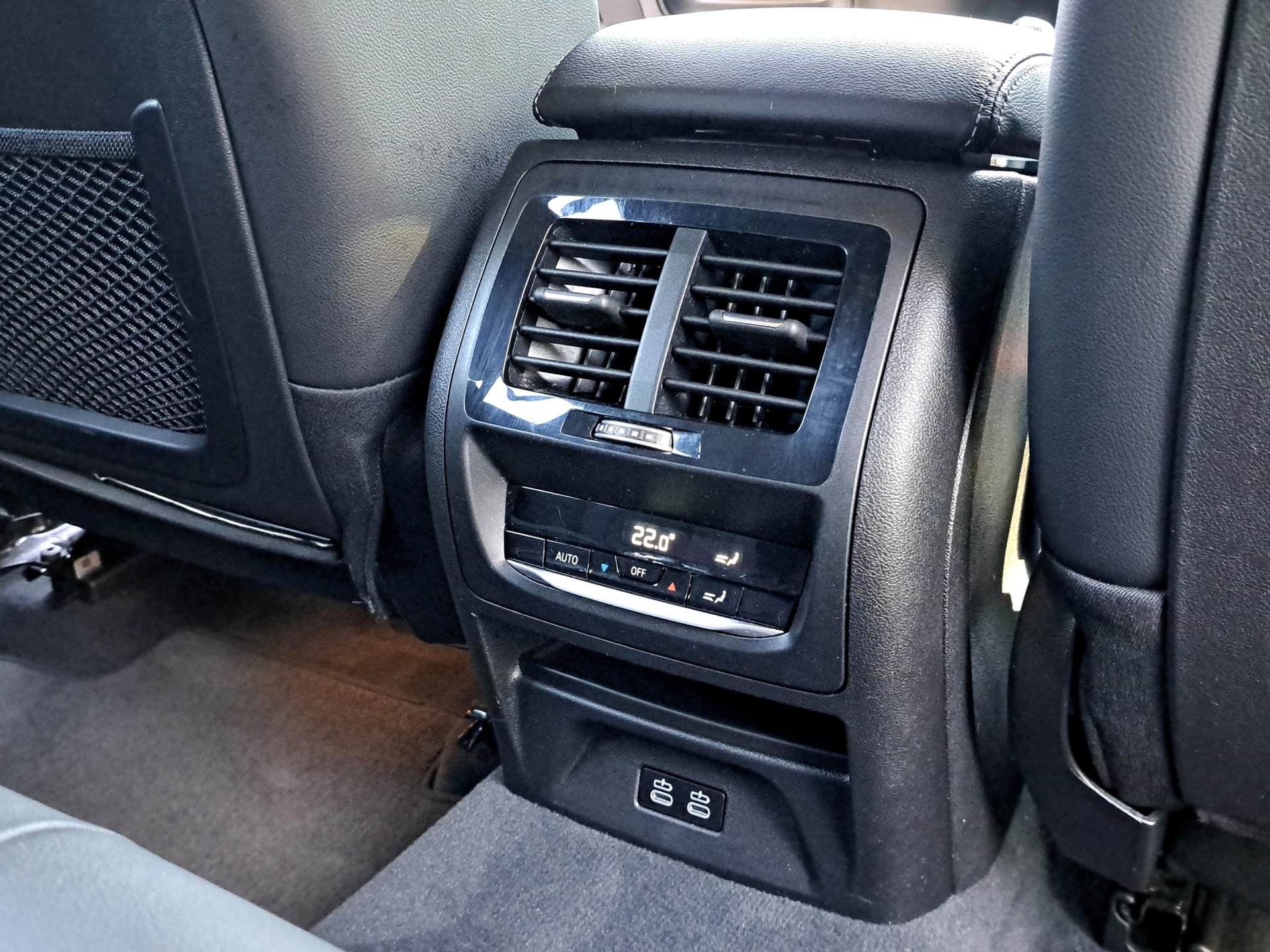BMW X4 xDrive 30i M Sport Steptronic *Anhängerkupplung/Harmann Karodon/ShadowLine*-image-9