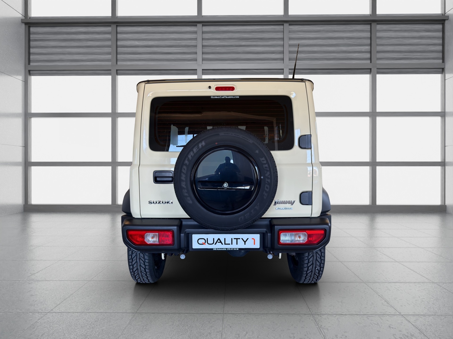 SUZUKI Jimny 1.5 Compact+ 4x4*TOP ZUSTAND*NUR 15000 KM*4X4 MIT UNTERSETZUNG*-image-4