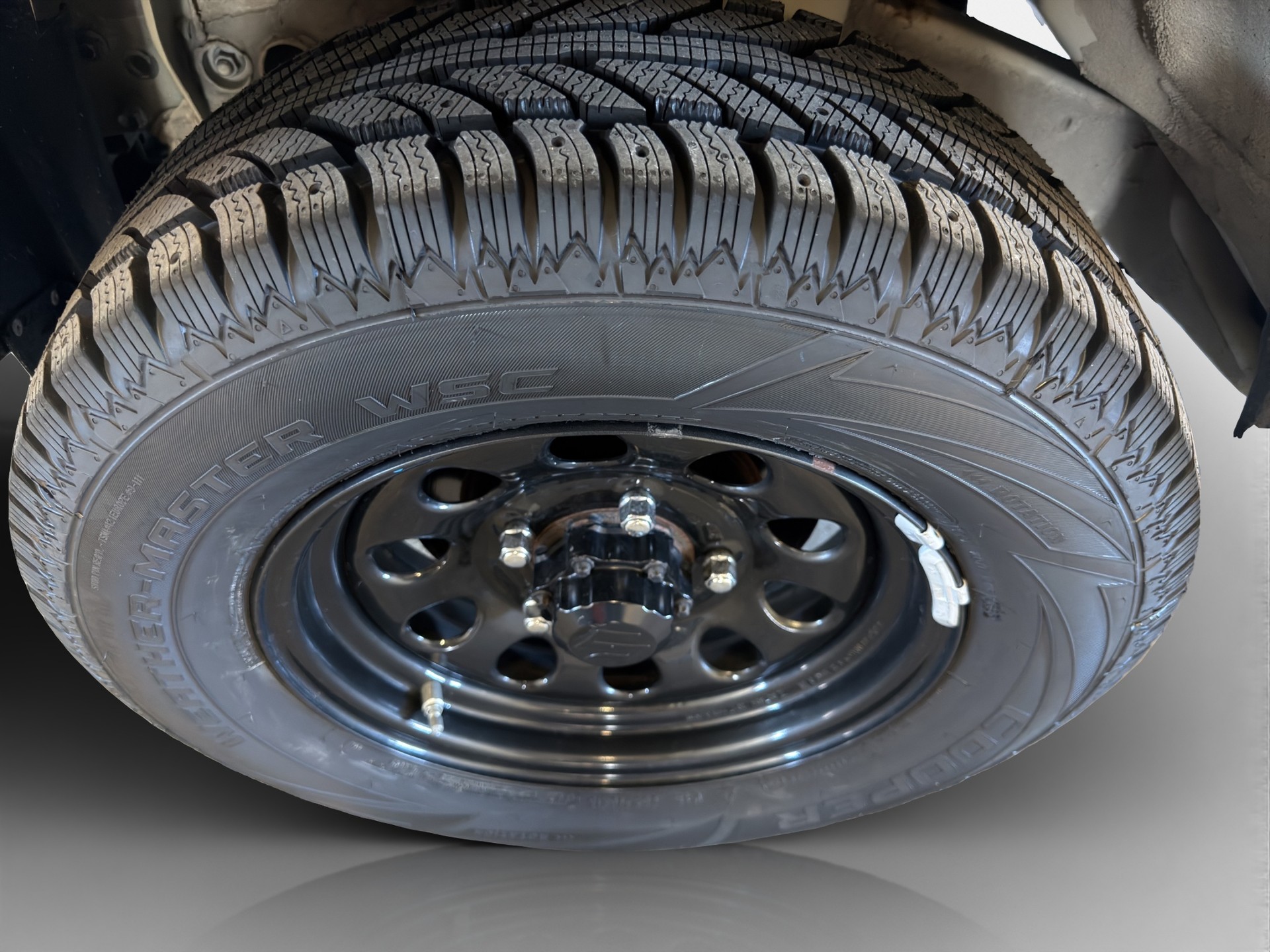 SUZUKI Jimny 1.5 Compact+ 4x4*TOP ZUSTAND*NUR 15000 KM*4X4 MIT UNTERSETZUNG*-image-17