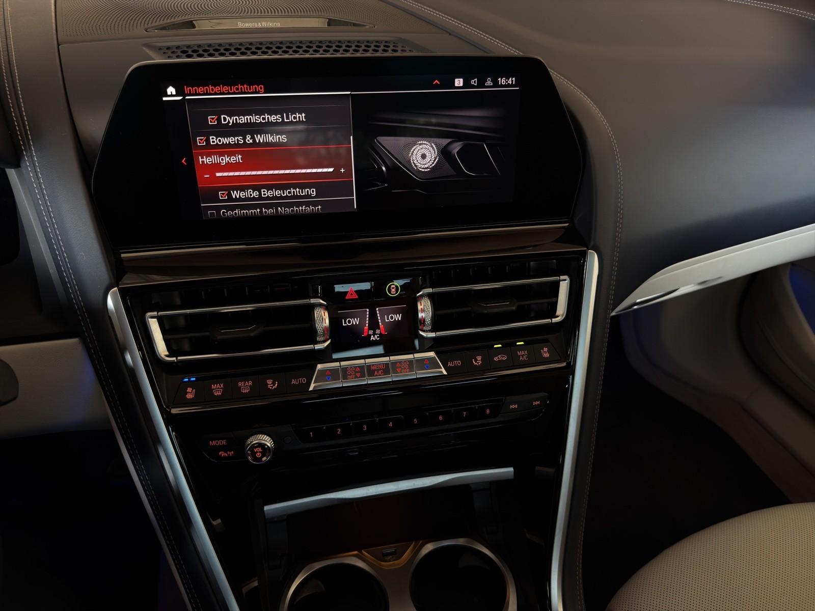 BMW M850i xDrive Grand Coupé Steptronic-image-22
