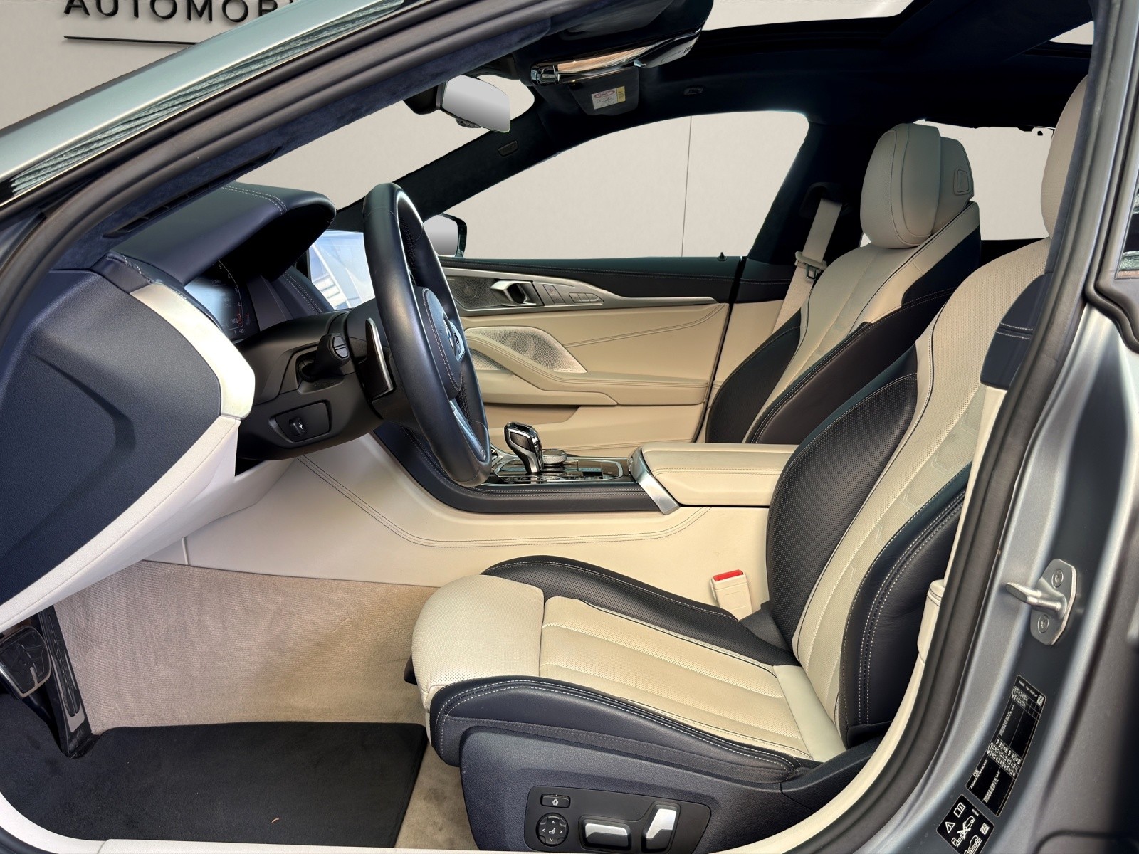 BMW M850i xDrive Grand Coupé Steptronic-image-8