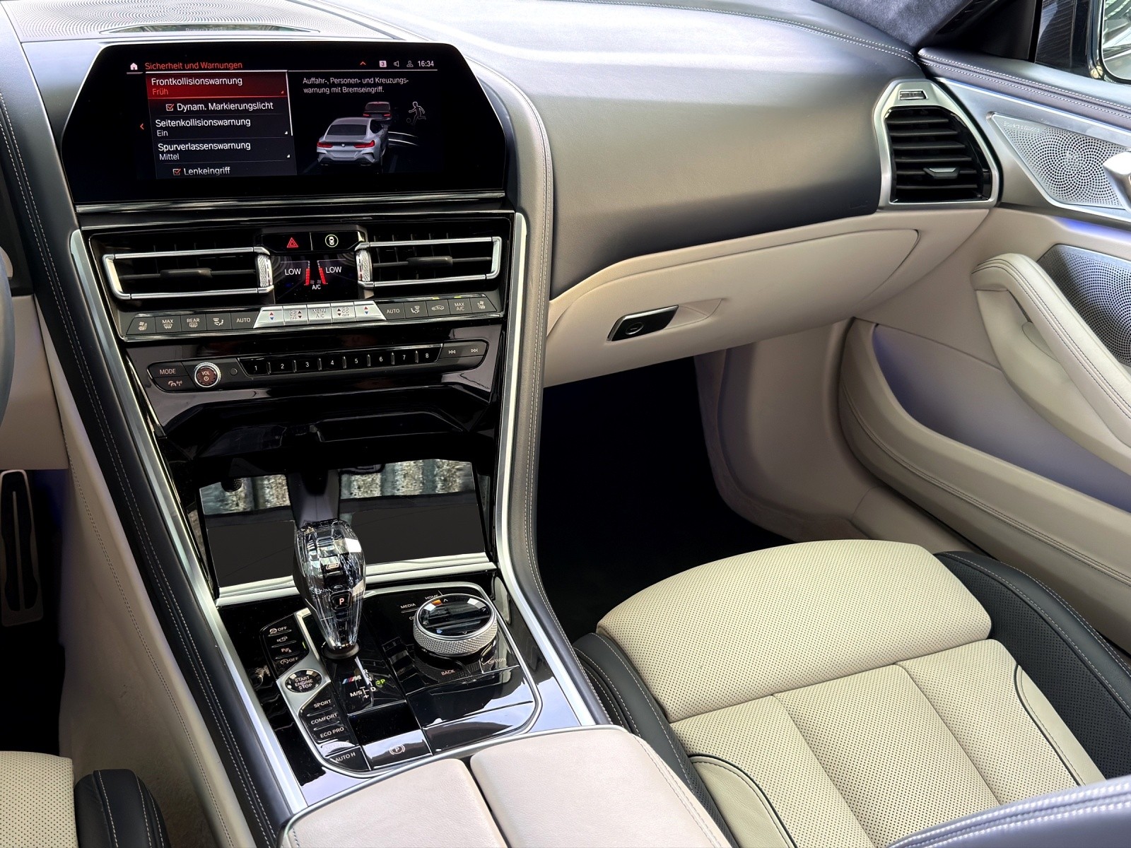 BMW M850i xDrive Grand Coupé Steptronic-image-14