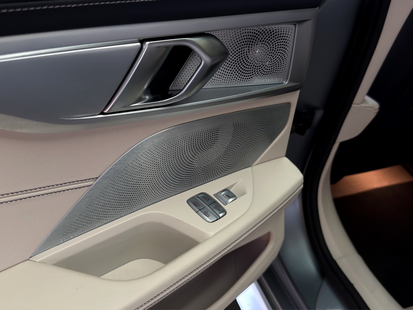 BMW M850i xDrive Grand Coupé Steptronic-image-17