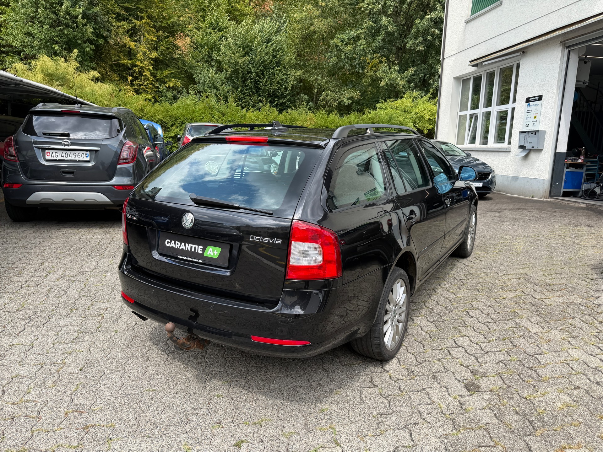 SKODA Octavia Combi 1.8 TSI Laurin & Klement 4x4 Garantie möglich-image-11