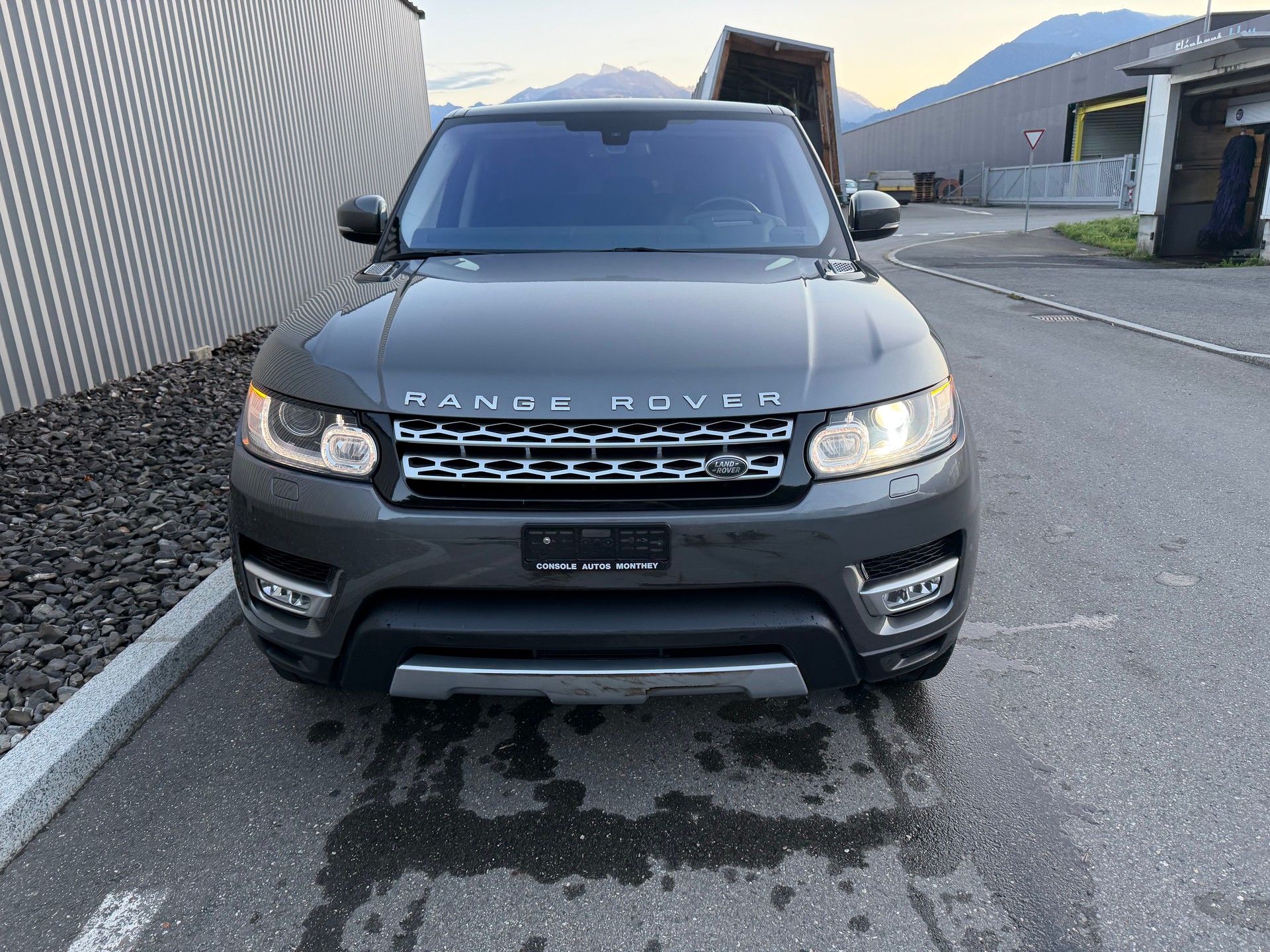 LAND ROVER Range Rover Sport 3.0 SDV6 HSE Automatic-image-4