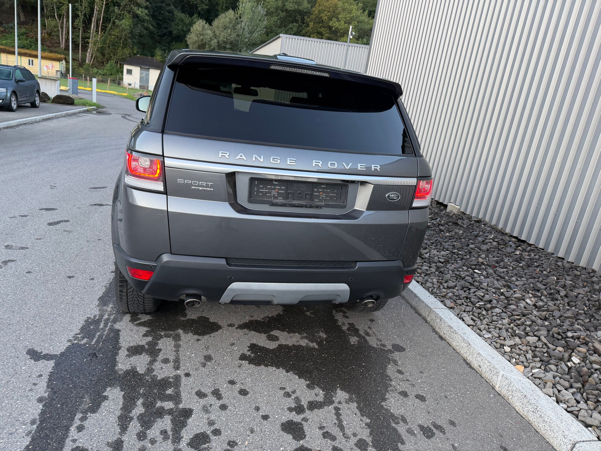 LAND ROVER Range Rover Sport 3.0 SDV6 HSE Automatic-showroom-element-3