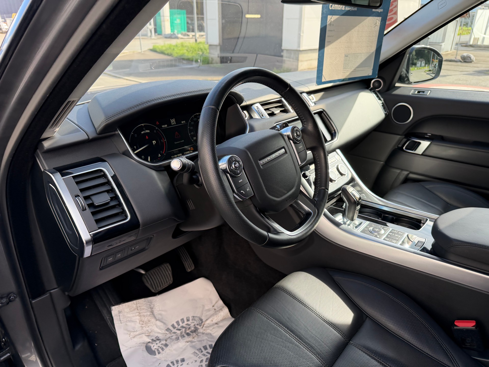 LAND ROVER Range Rover Sport 3.0 SDV6 HSE Automatic-image-16