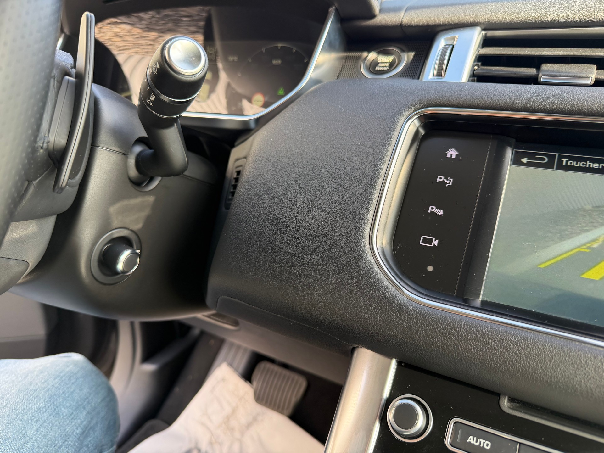 LAND ROVER Range Rover Sport 3.0 SDV6 HSE Automatic-image-48