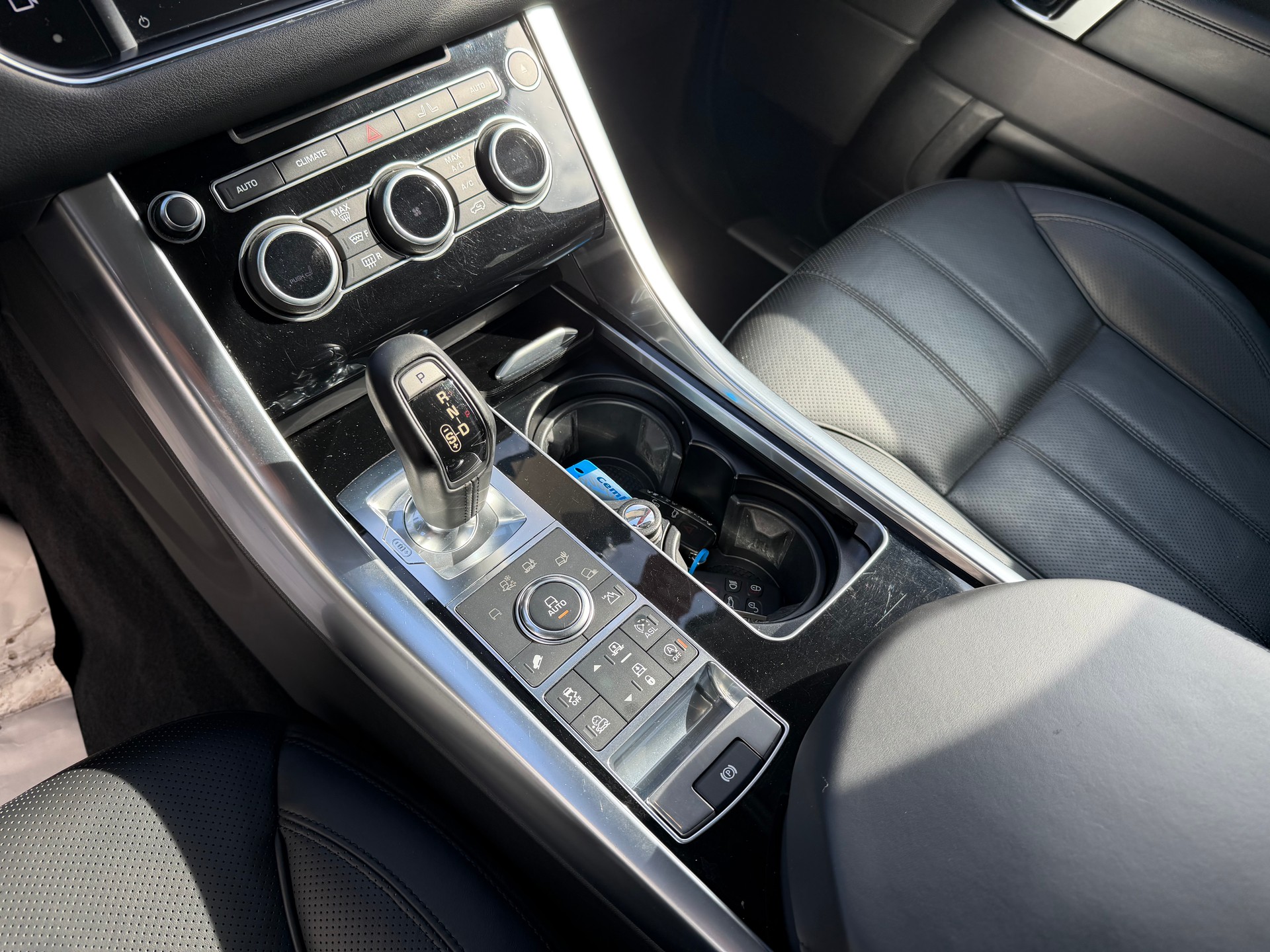 LAND ROVER Range Rover Sport 3.0 SDV6 HSE Automatic-image-18