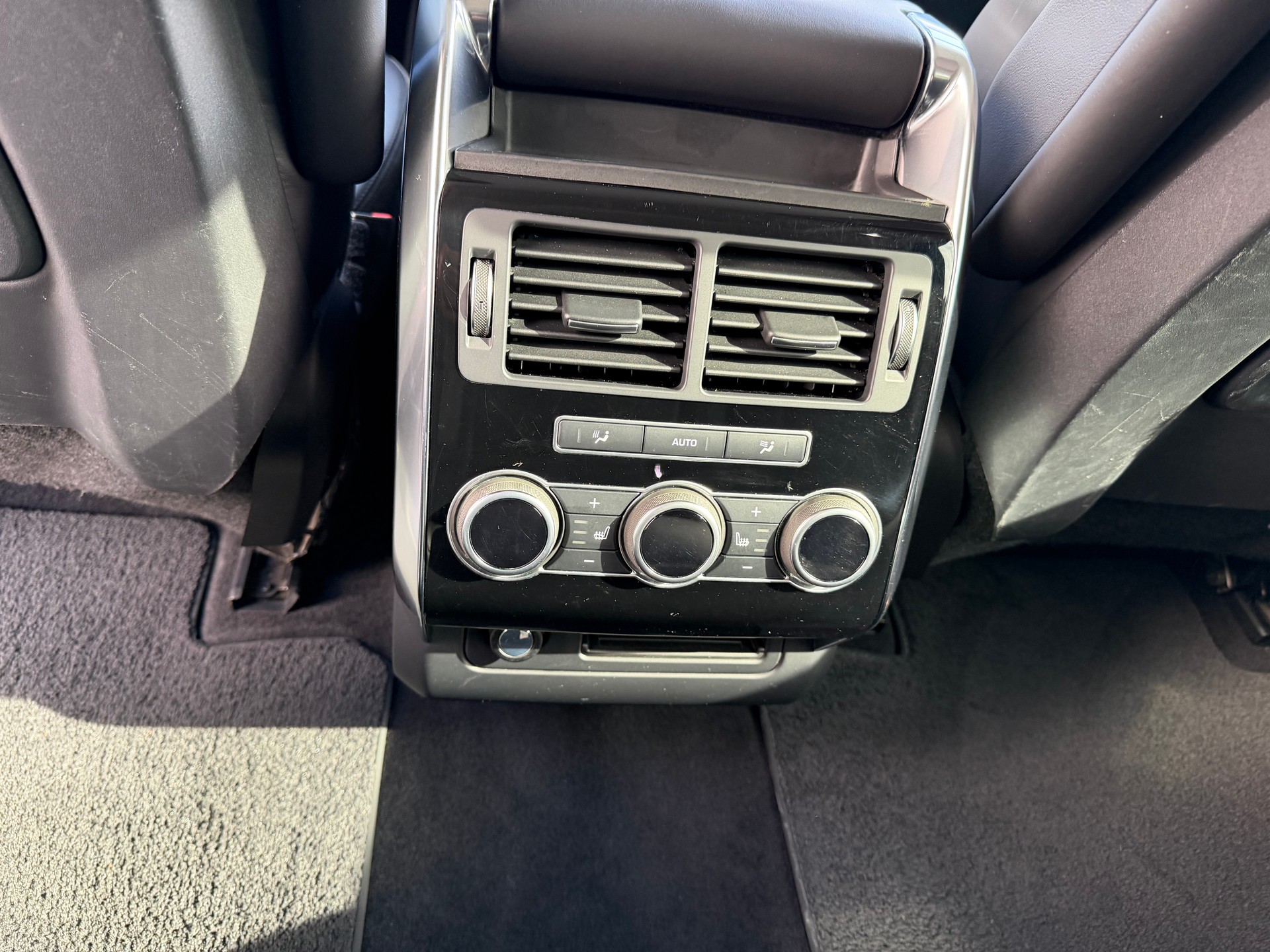 LAND ROVER Range Rover Sport 3.0 SDV6 HSE Automatic-image-20