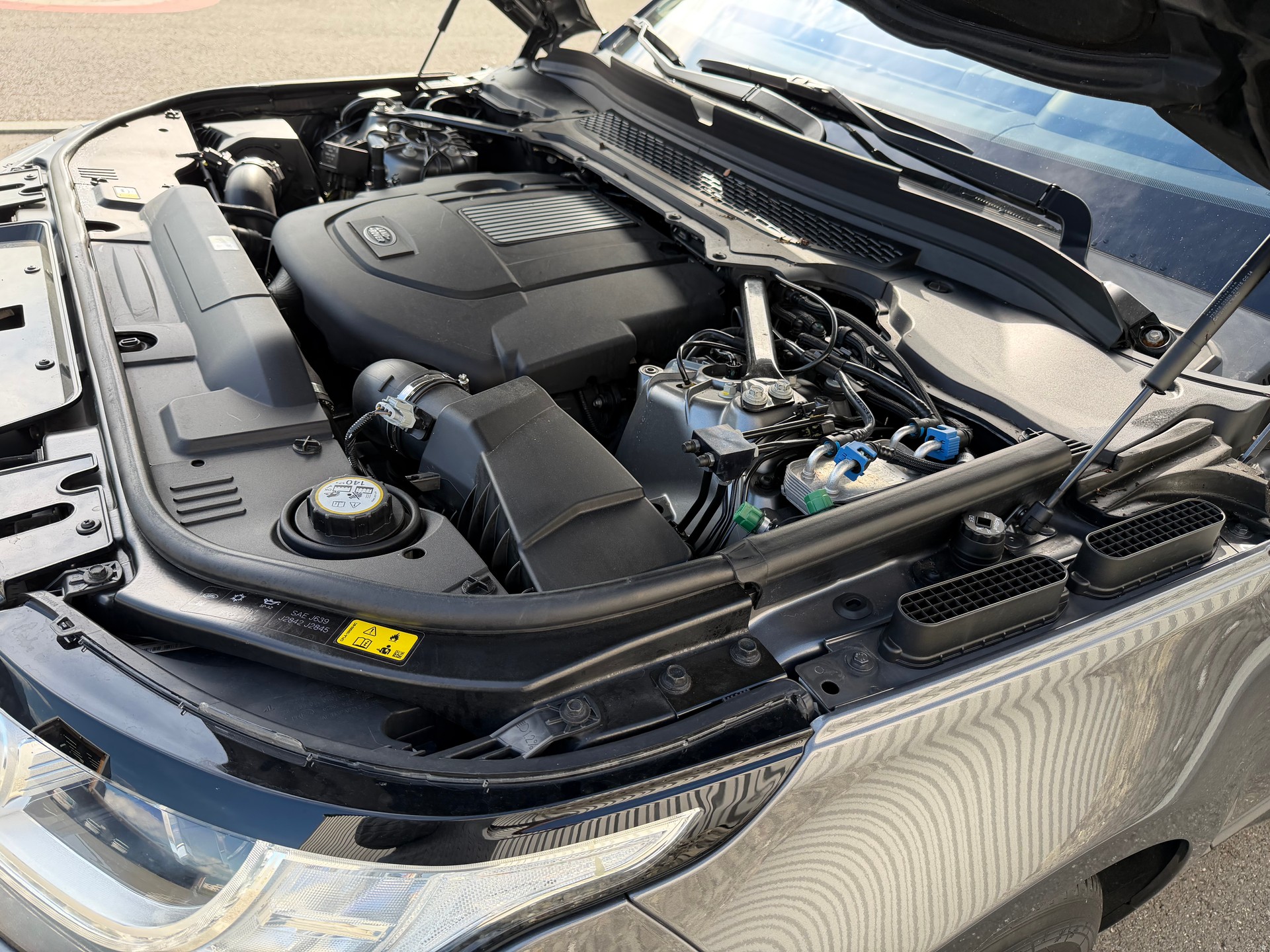 LAND ROVER Range Rover Sport 3.0 SDV6 HSE Automatic-image-52