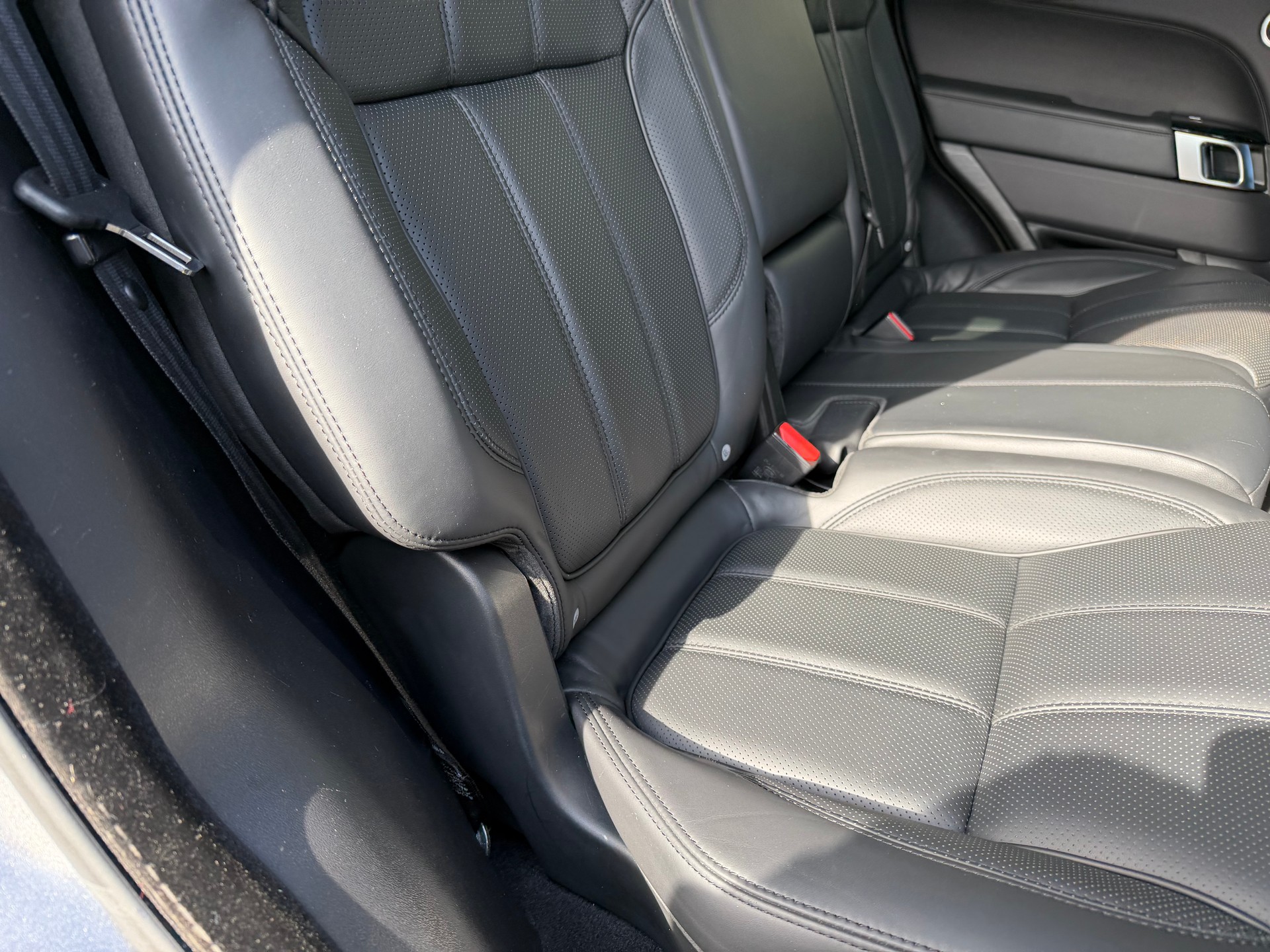 LAND ROVER Range Rover Sport 3.0 SDV6 HSE Automatic-image-24