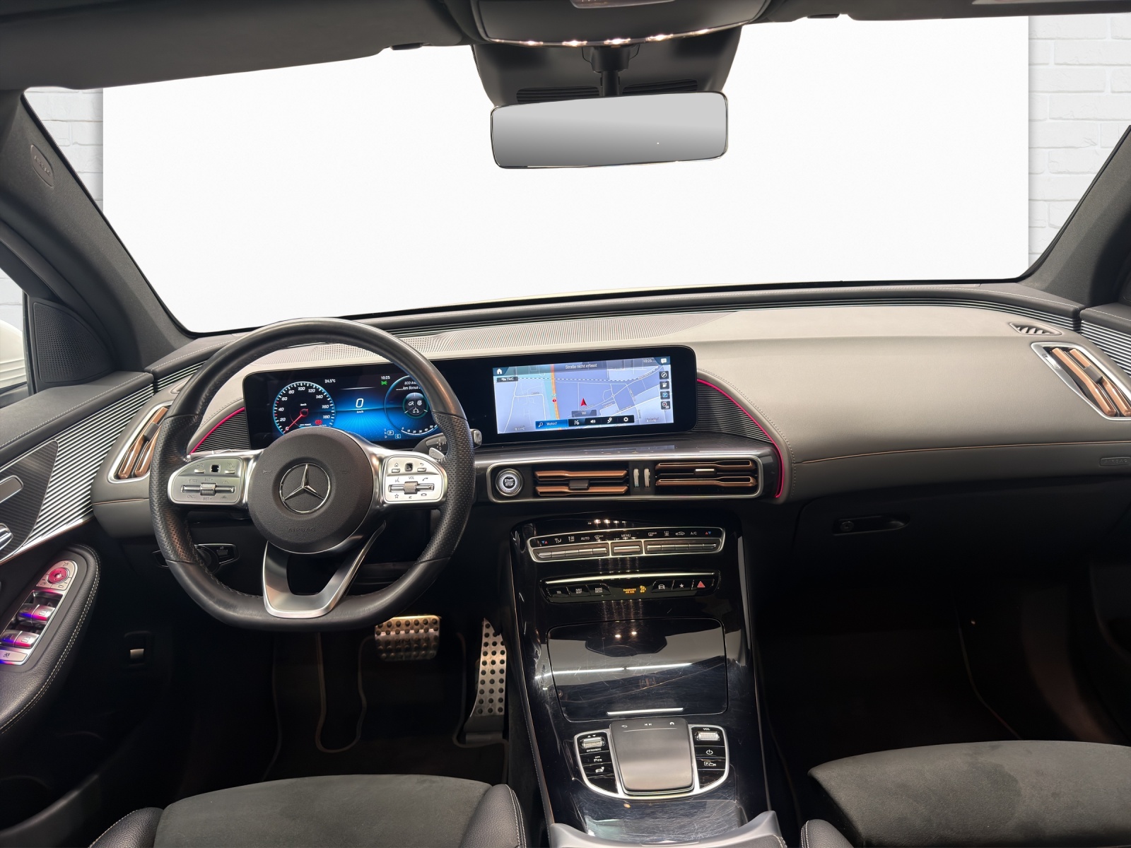 MERCEDES-BENZ EQC 400 AMG Line 4Matic-image-7