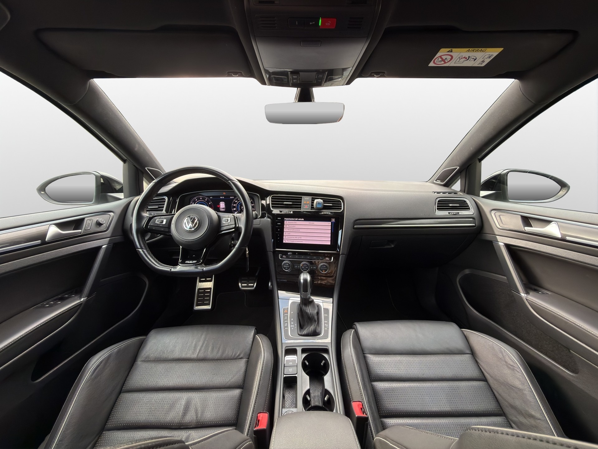 VW Golf 2.0 TSI R 4Motion DSG-image-10