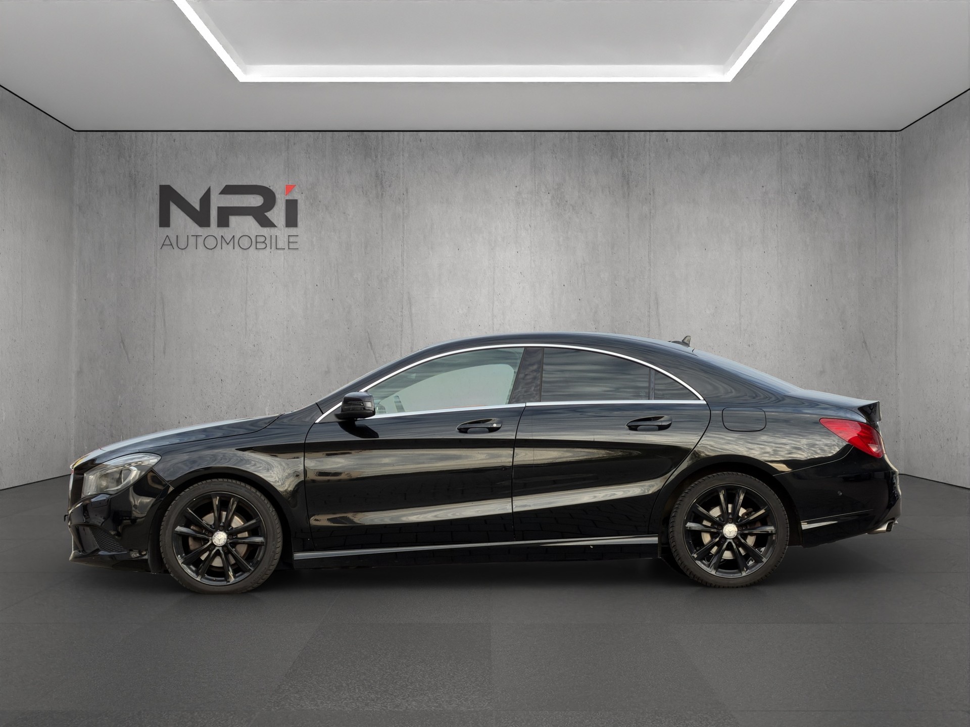 MERCEDES-BENZ CLA 220 CDI Urban *FIXPREIS*-image-7