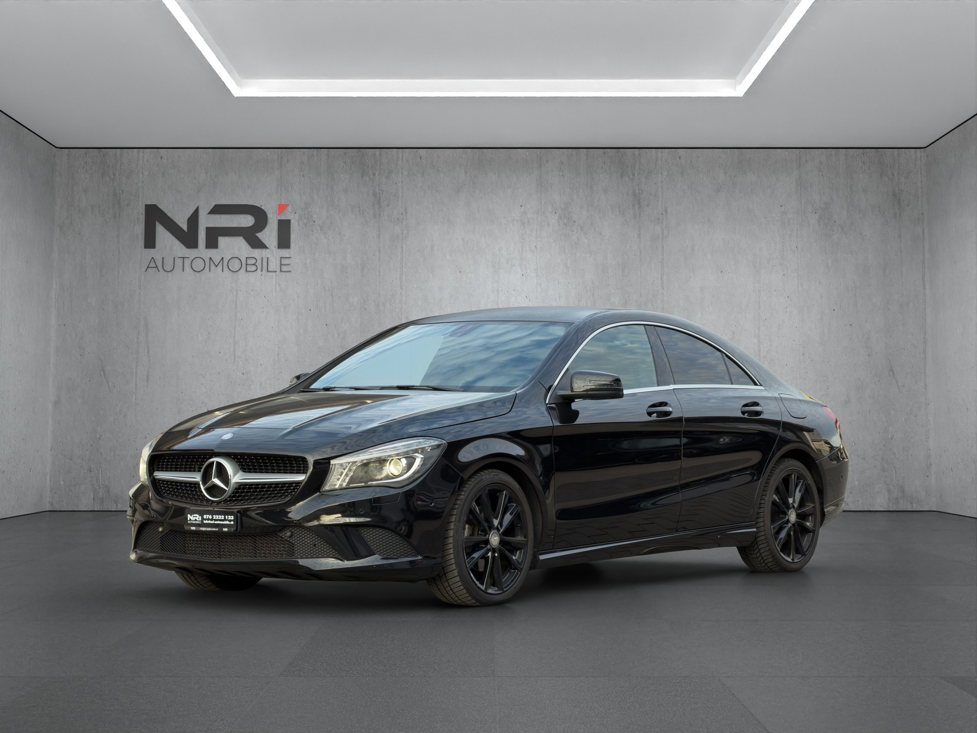 MERCEDES-BENZ CLA 220 CDI Urban *FIXPREIS*