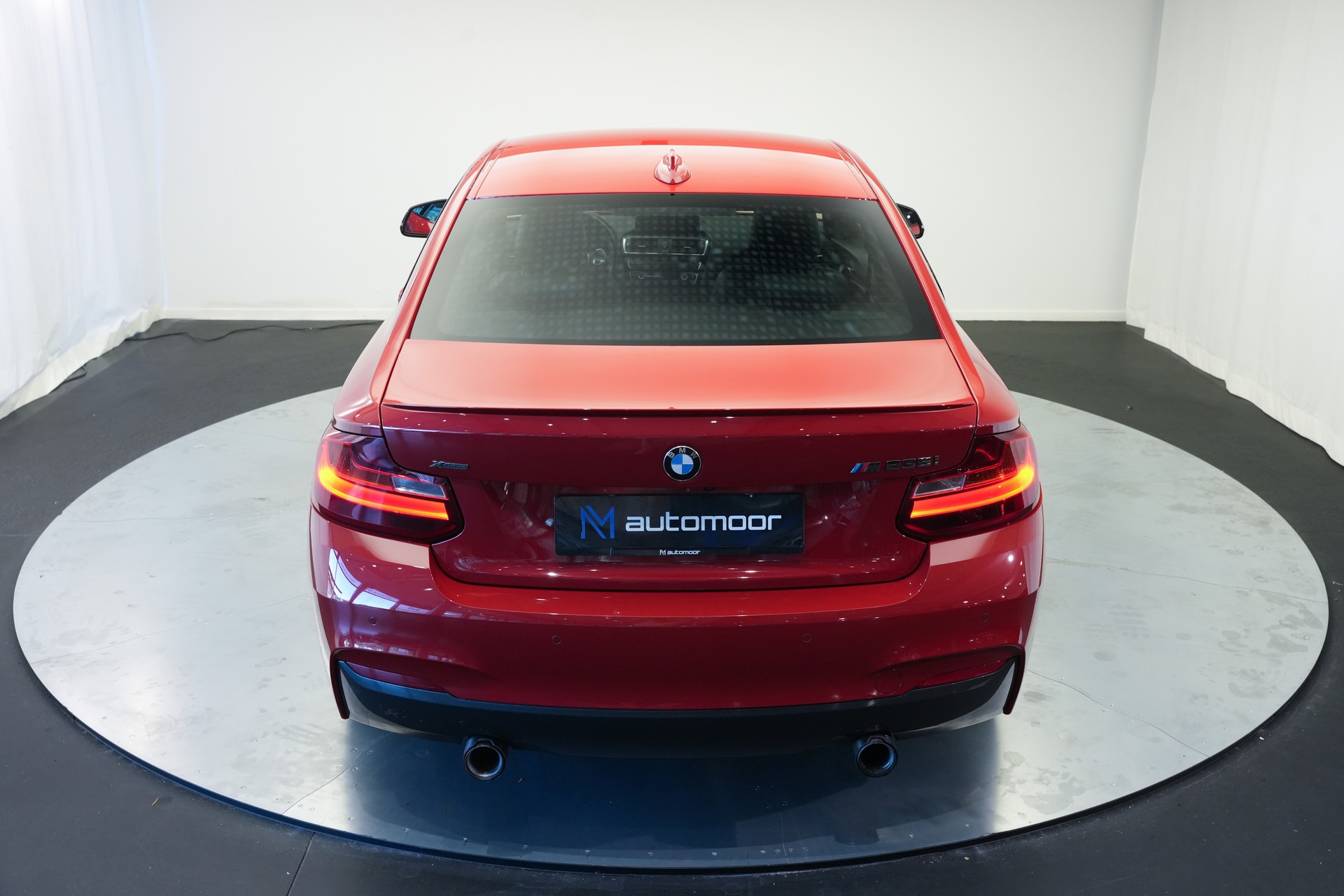 BMW M235i xDrive Steptronic *Carbon* *CH-Fahrzeug*-image-40