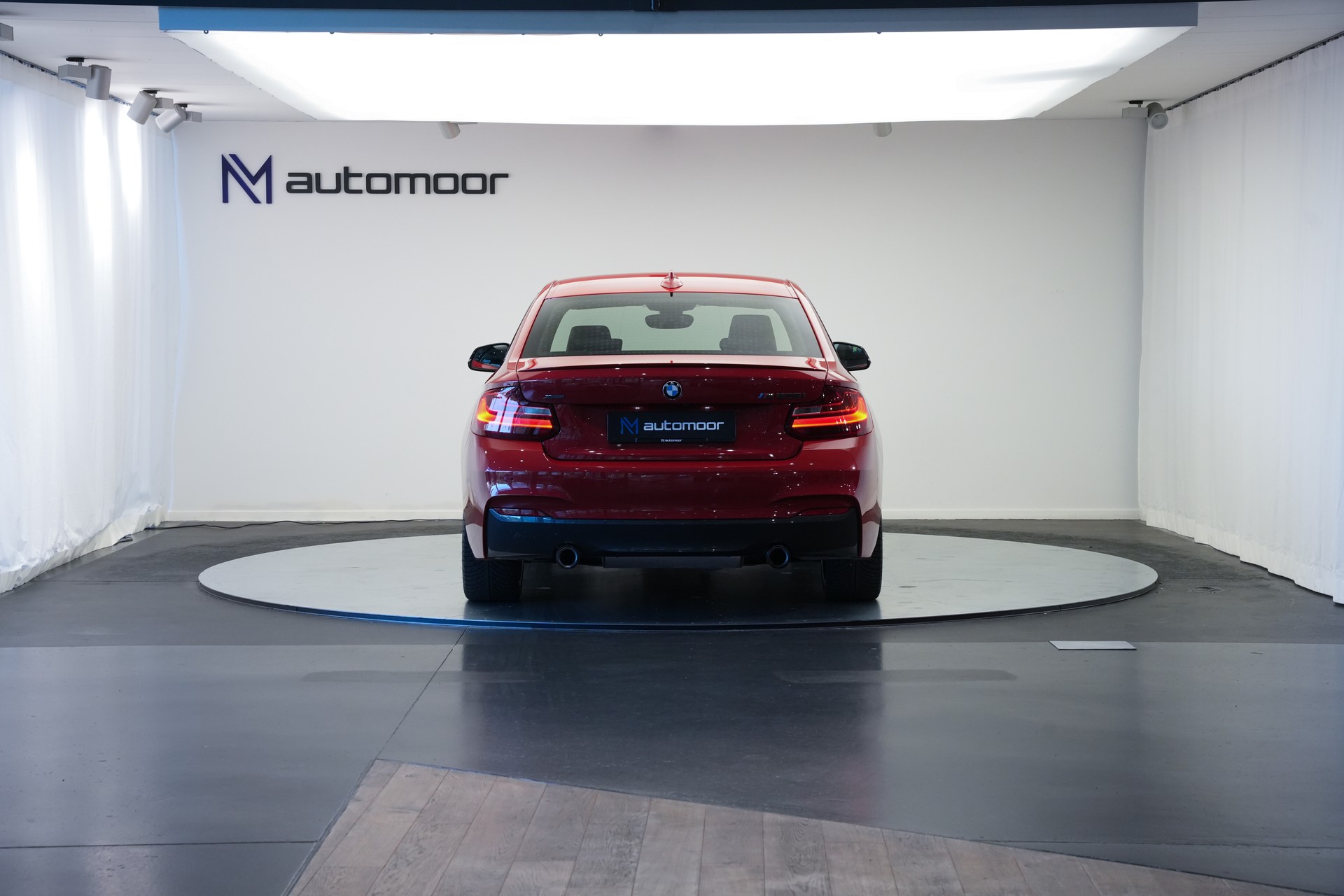 BMW M235i xDrive Steptronic *Carbon* *CH-Fahrzeug*-image-5