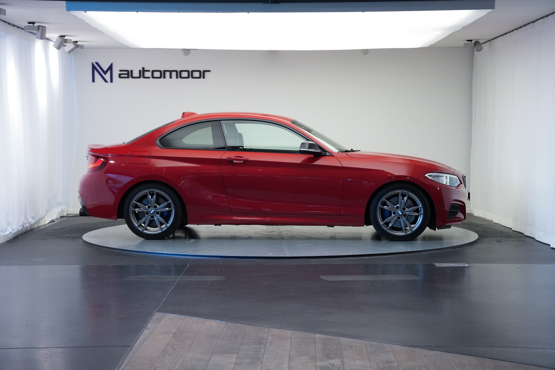 BMW M235i xDrive Steptronic *Carbon* *CH-Fahrzeug*-showroom-element-3