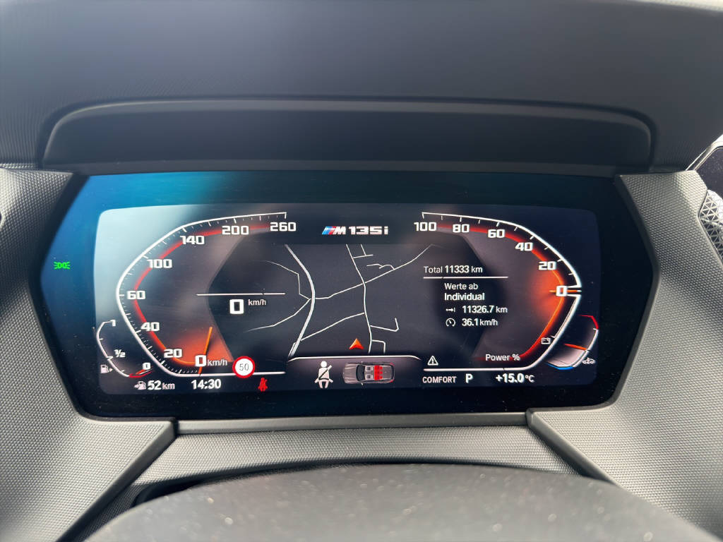 BMW M135i xDrive **CH Fahrzeug**-image-12