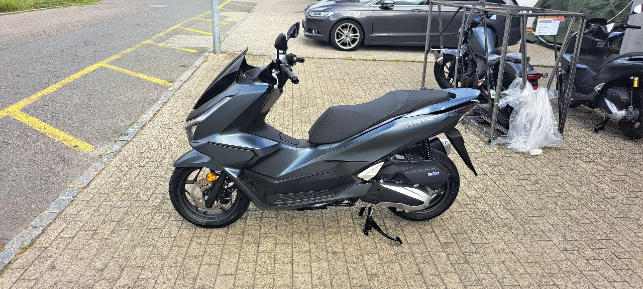 HONDA PCX 125-image-2