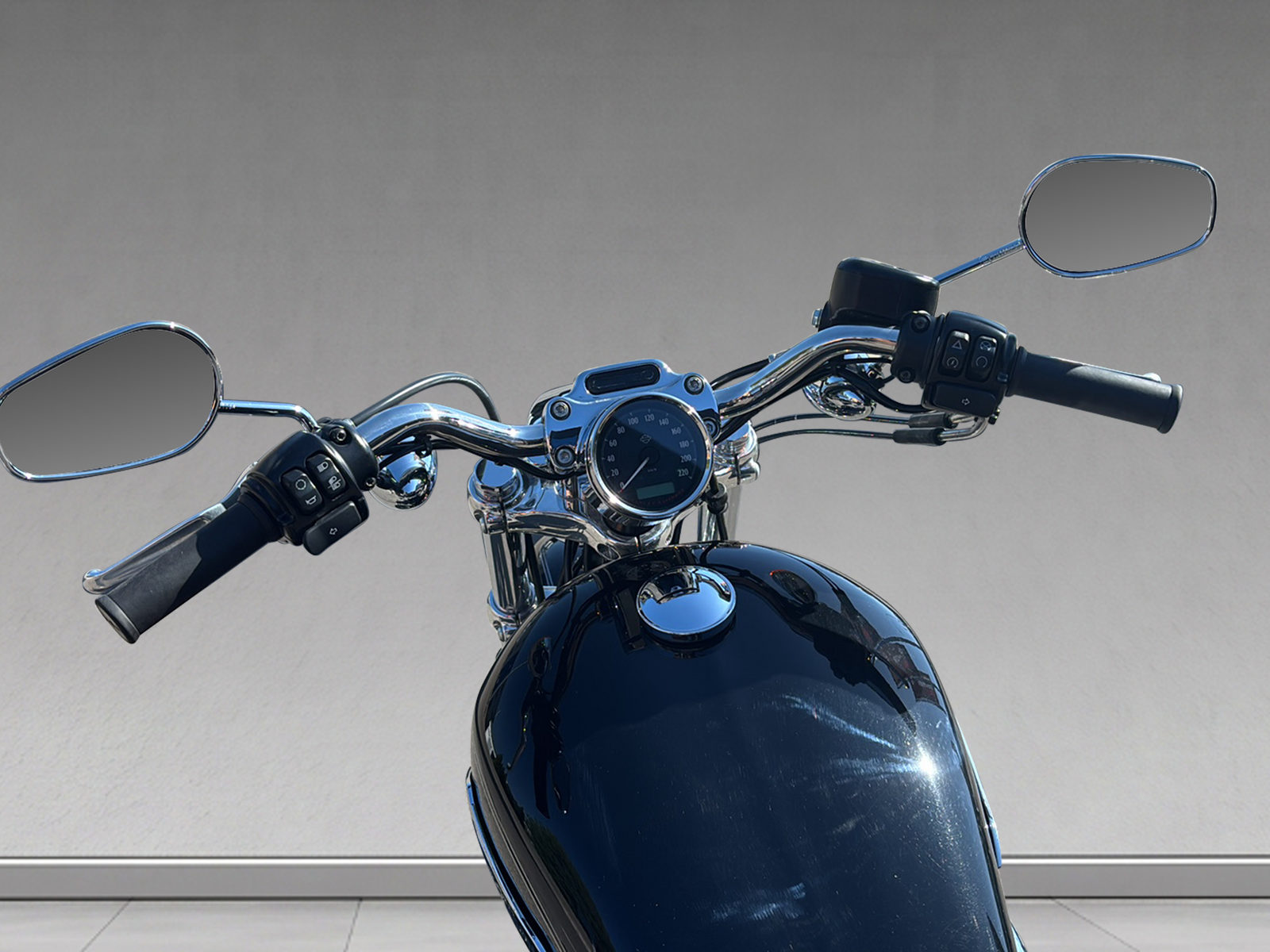 HARLEY-DAVIDSON XL 1200 C Sportster Custom ABS-image-8