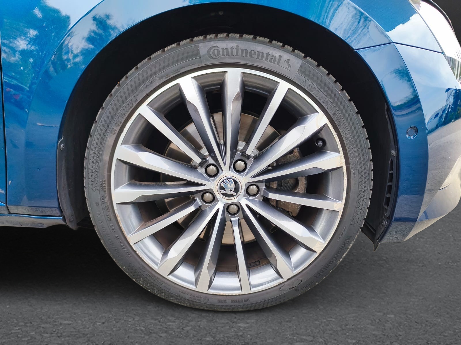 SKODA Superb 2.0TSI L&K 4x4 DSG-image-24