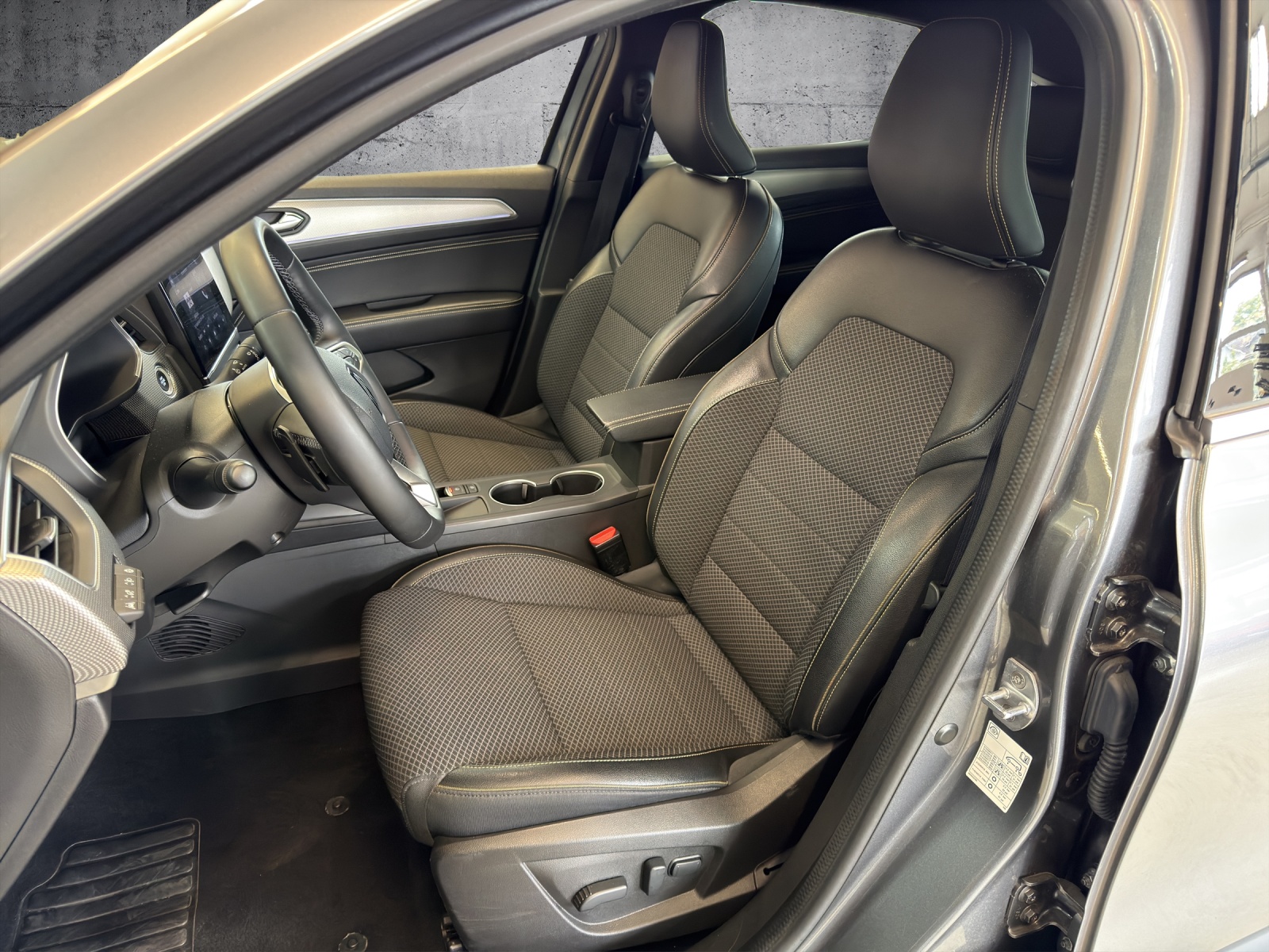RENAULT Arkana 1.3 TCe Techno EDC*Abstandstempomat**Leasingaktion 1.99%**-showroom-element-2