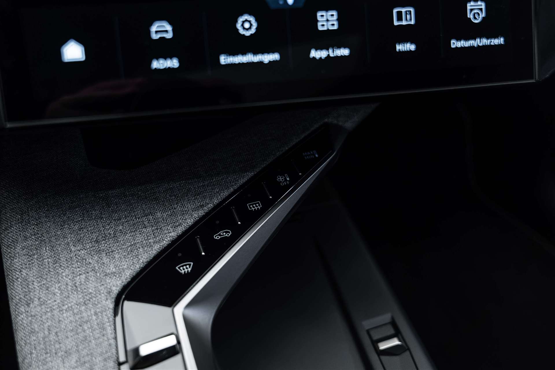 PEUGEOT 5008 145 Hybrid GT 7-Plätzer e-DCS-Automat-image-27