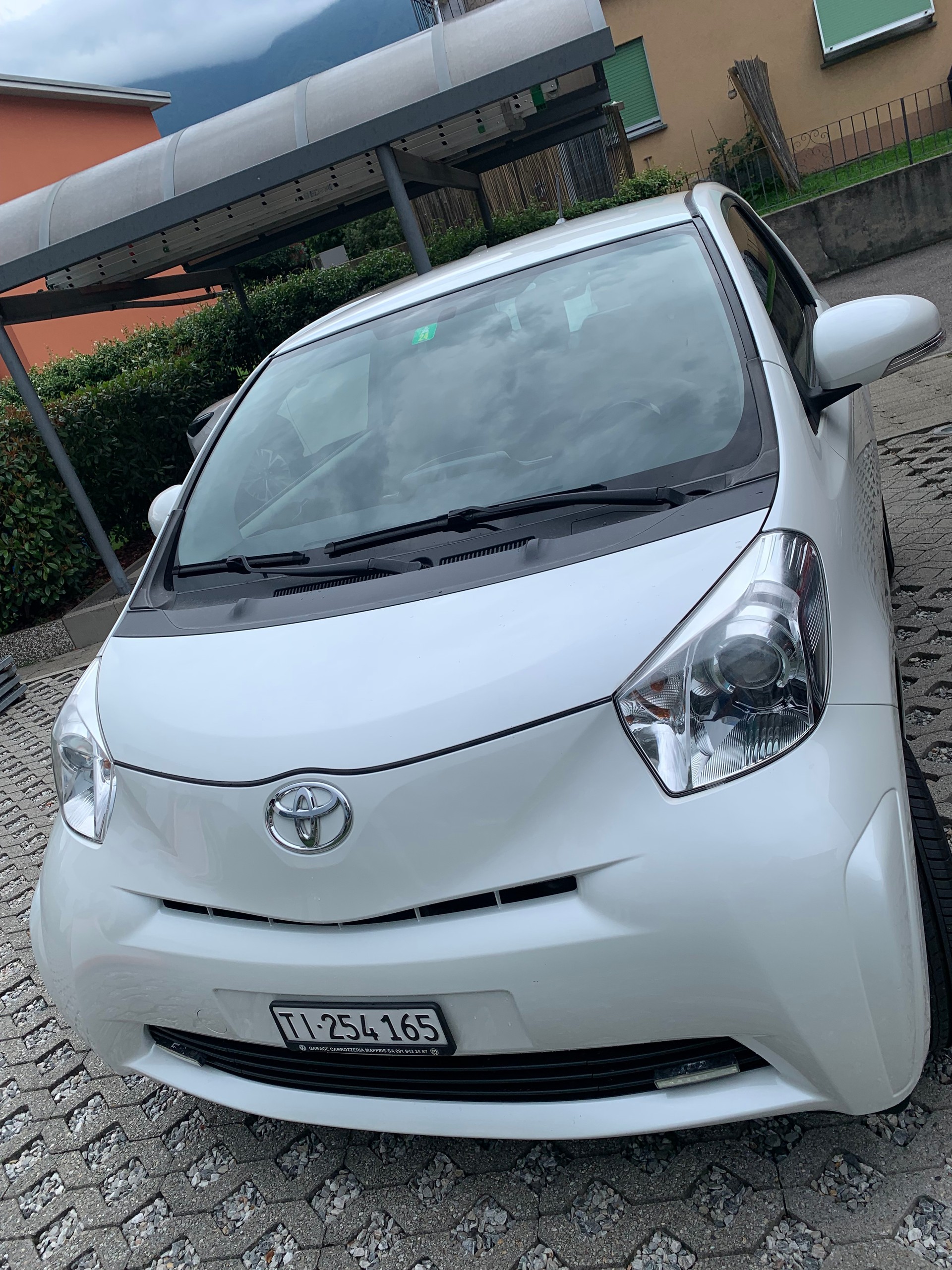 TOYOTA 1.0 VVT-i Linea Sol-image-1