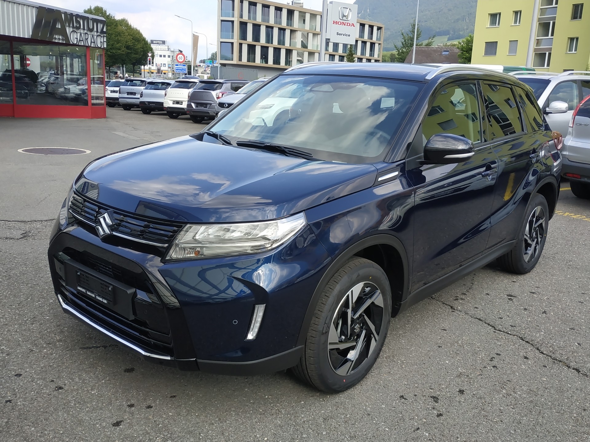 SUZUKI Vitara 1.4 Boosterjet Compact Top 4x4 Hybrid Automatic-showroom-element-2