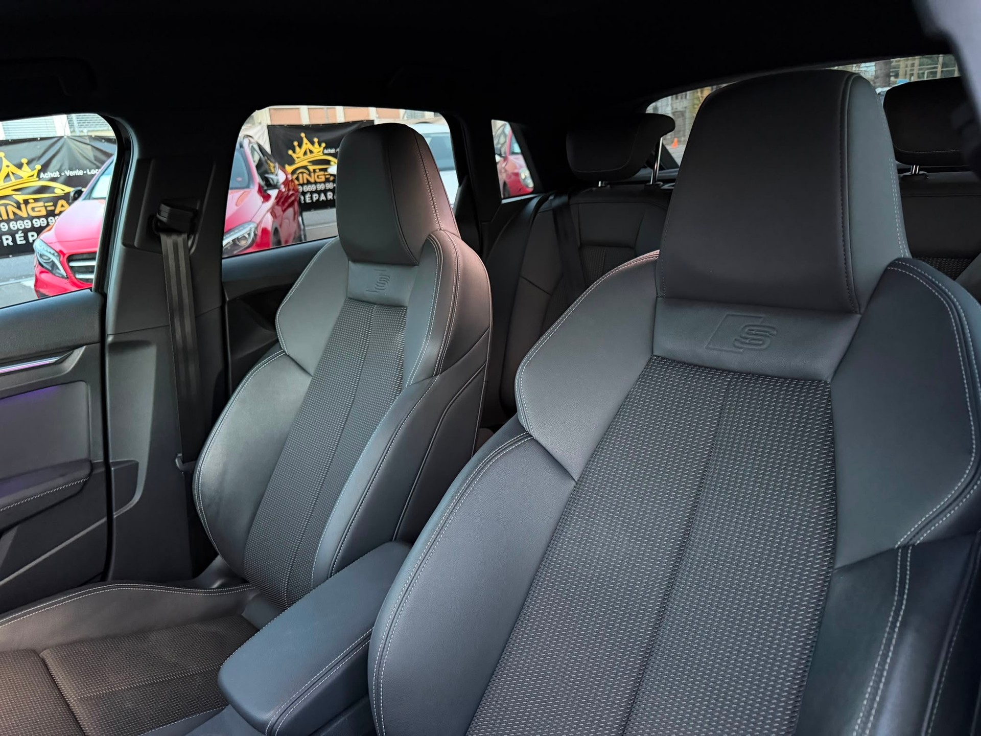 AUDI A3 Sportback 35 TDI S-LINE S-tronic FULL BLACKGARANTIE 2 ans expertiser du jour 🇨🇭-image-10