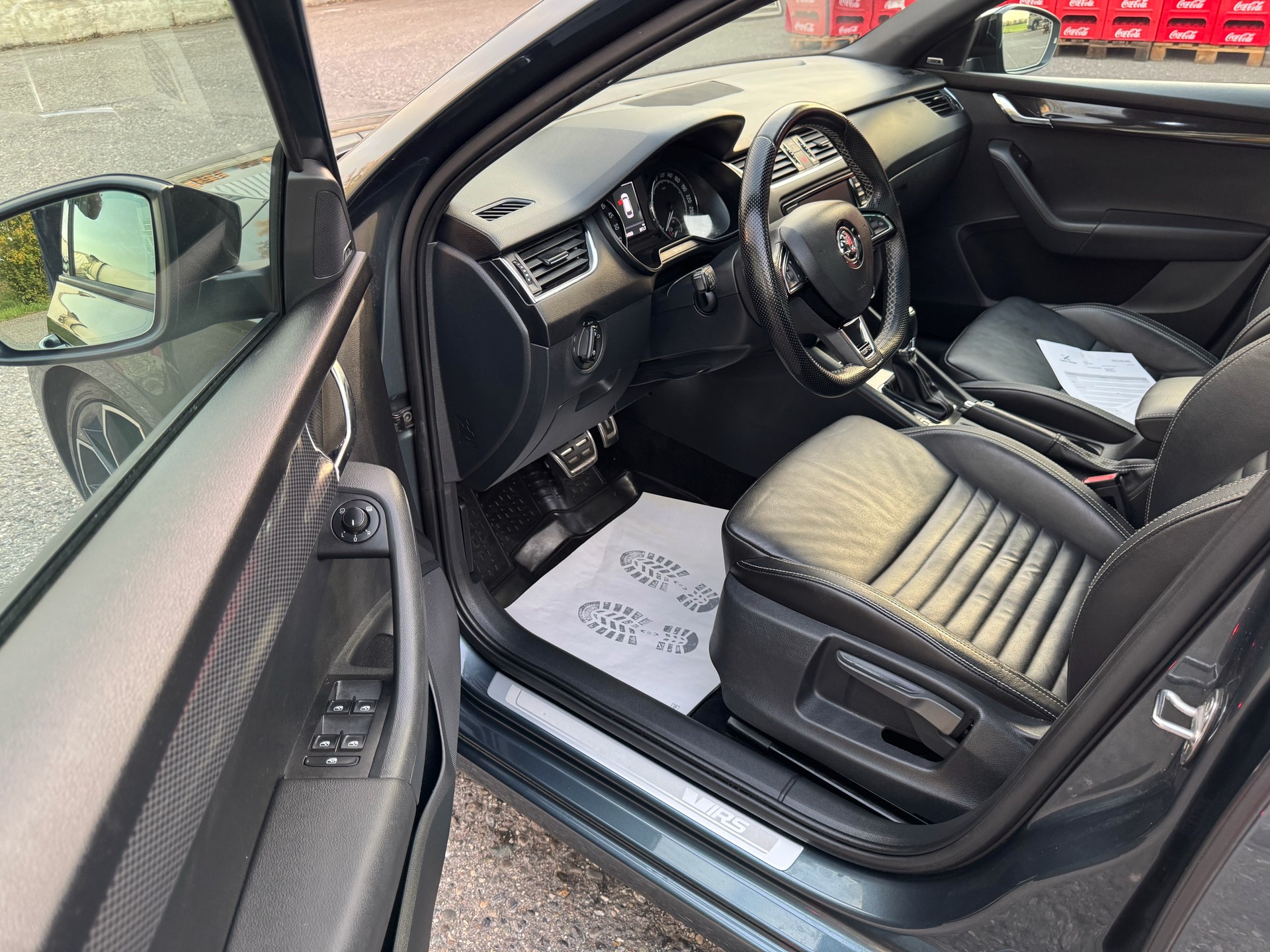 SKODA Octavia Combi 2.0 TDI RS Prag 4x4 DSG-image-14