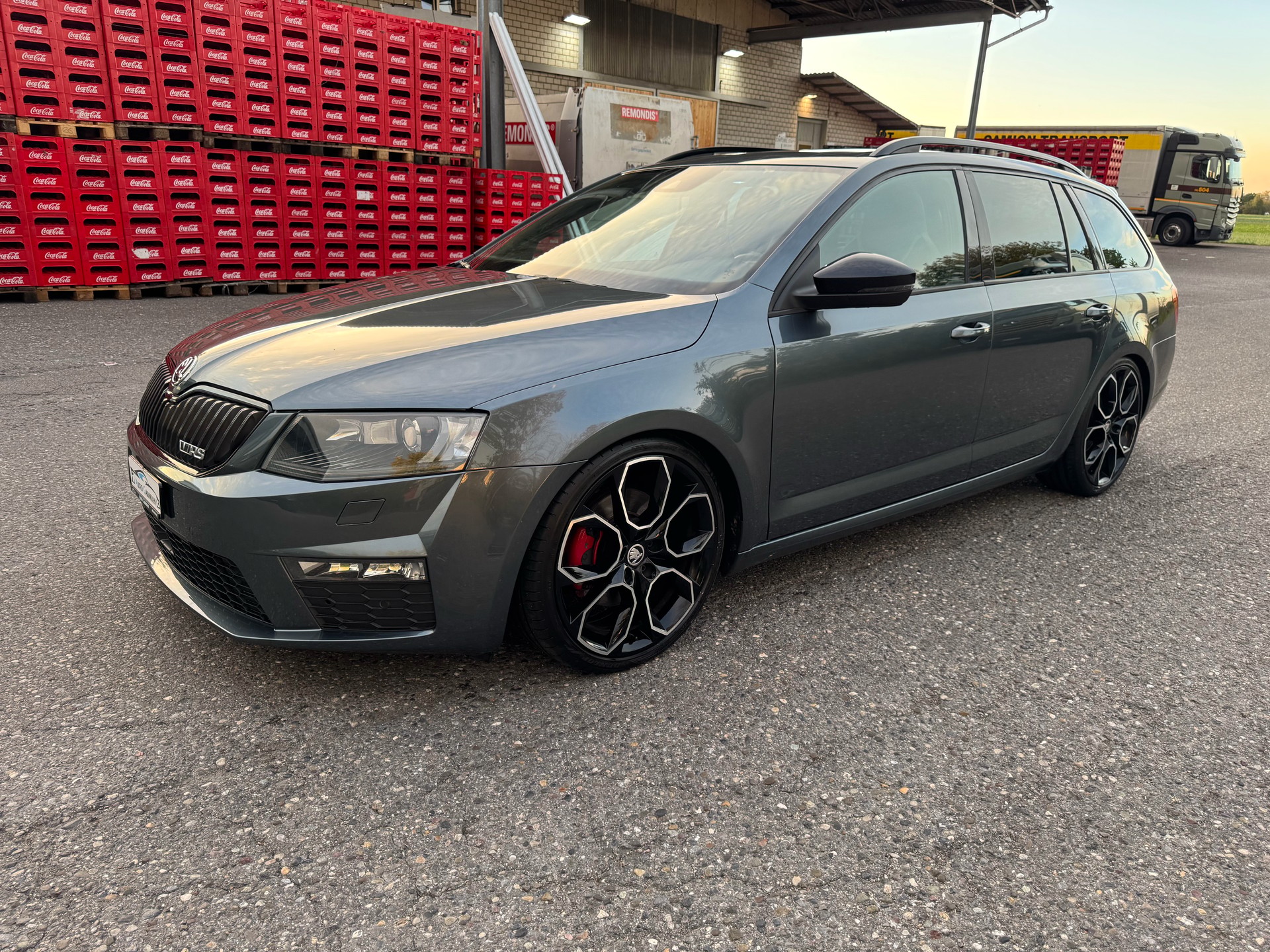 SKODA Octavia Combi 2.0 TDI RS Prag 4x4 DSG-showroom-element-2