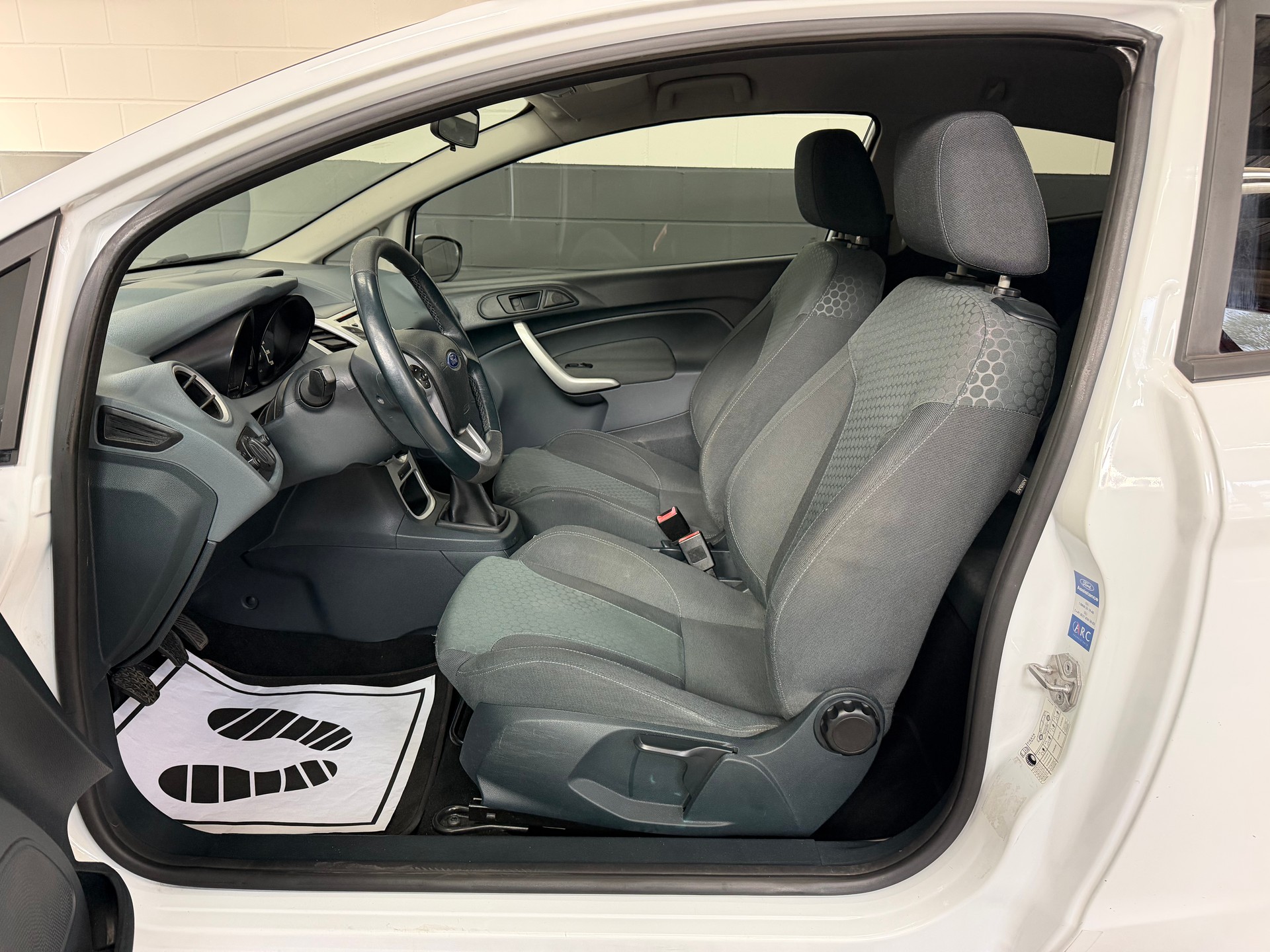 FORD Fiesta 1.6 16V Sport STK //NEU AB MFK!-image-7