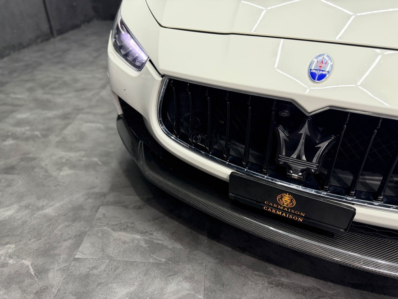 MASERATI Ghibli S Q4 3.0 V6 | Full Carbon Interieur & Exterieur | 360 Kamera | Harman/Kardon | Panoramadach-image-5