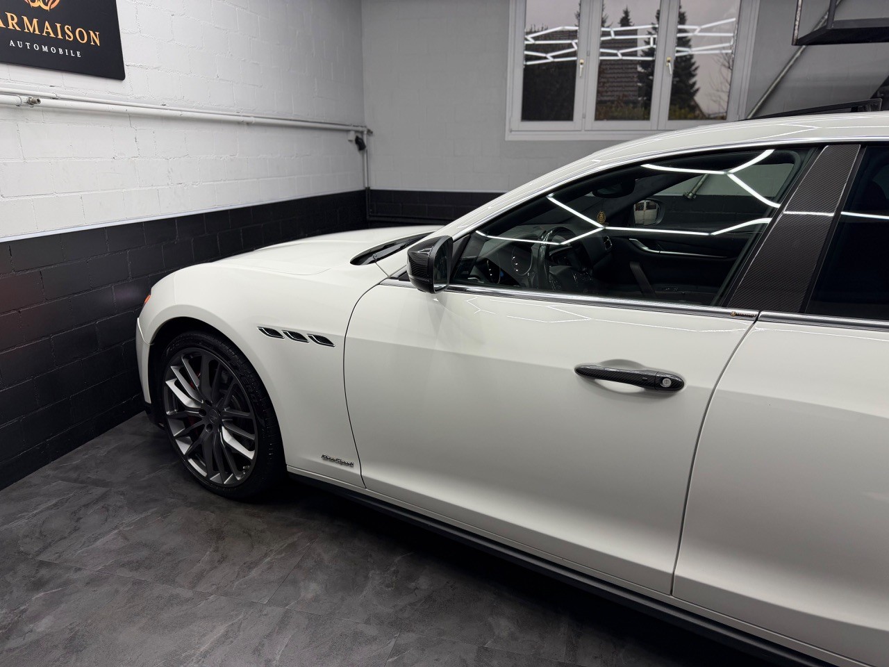 MASERATI Ghibli S Q4 3.0 V6 | Full Carbon Interieur & Exterieur | 360 Kamera | Harman/Kardon | Panoramadach-image-13