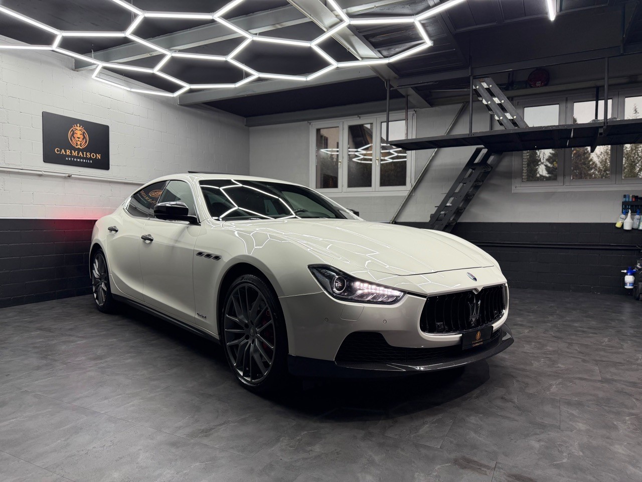 MASERATI Ghibli S Q4 3.0 V6 | Full Carbon Interieur & Exterieur | 360 Kamera | Harman/Kardon | Panoramadach