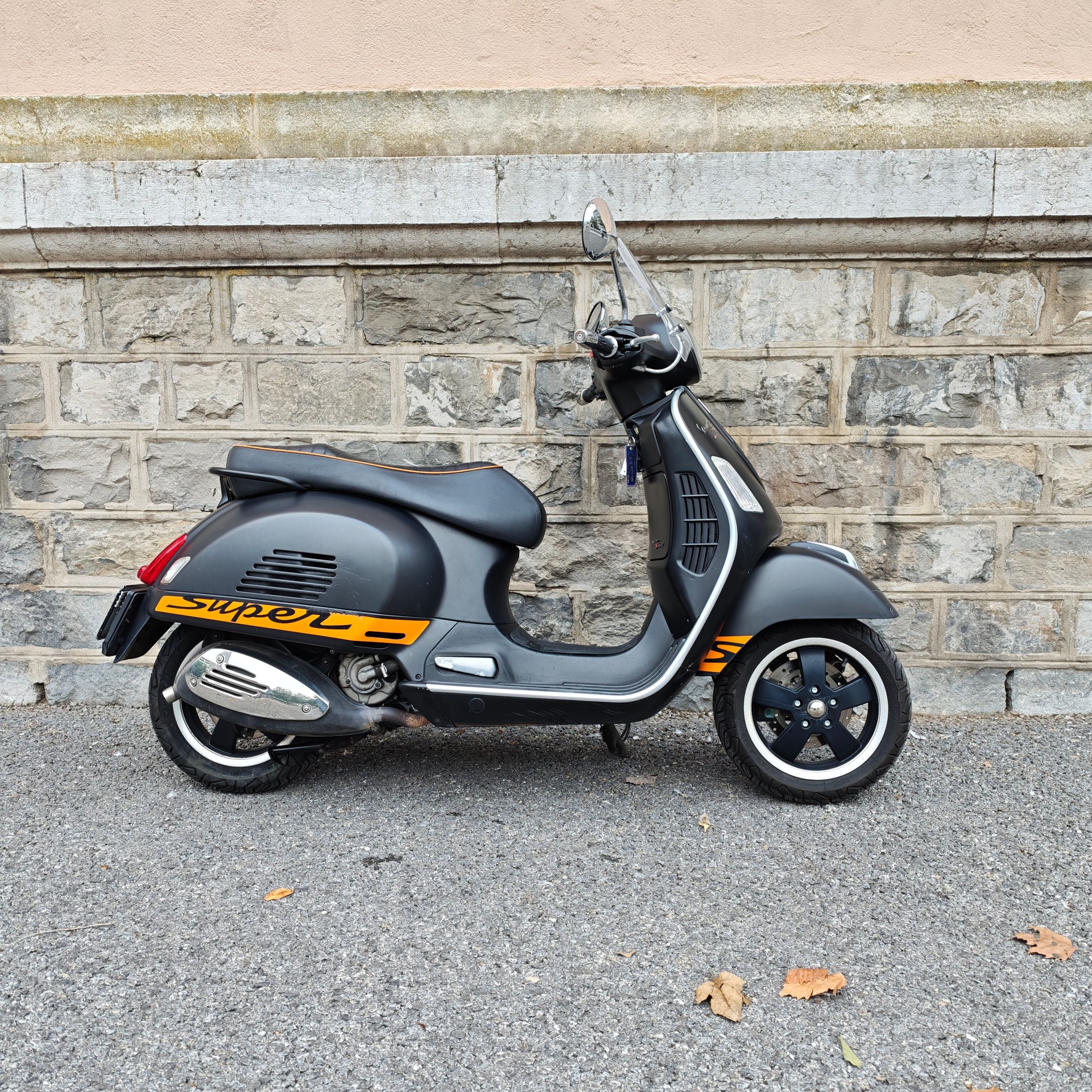 PIAGGIO Vespa GTS Super 300 i.e Sport-image-4