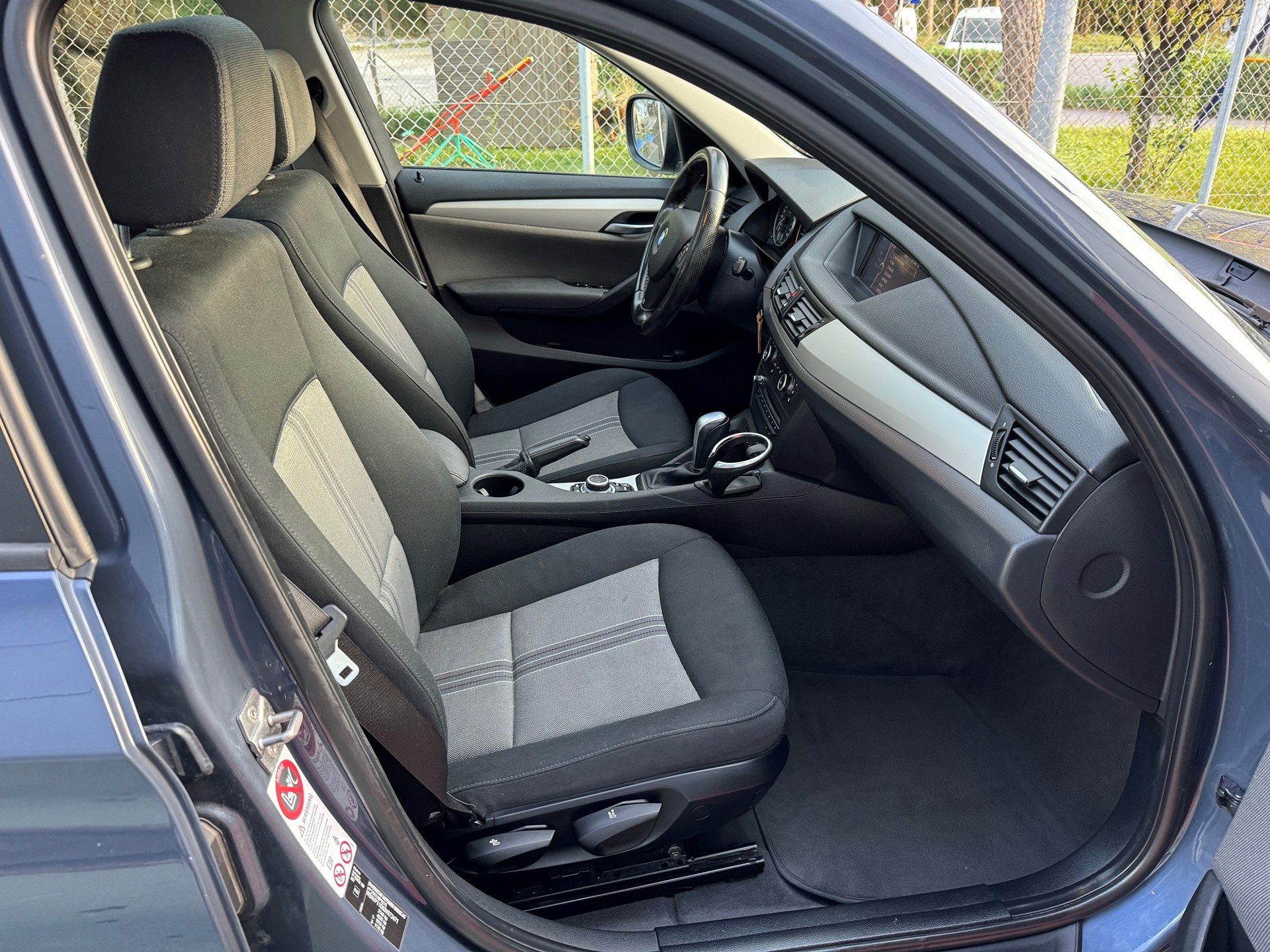 BMW X1 xDrive 18d Steptronic-image-11