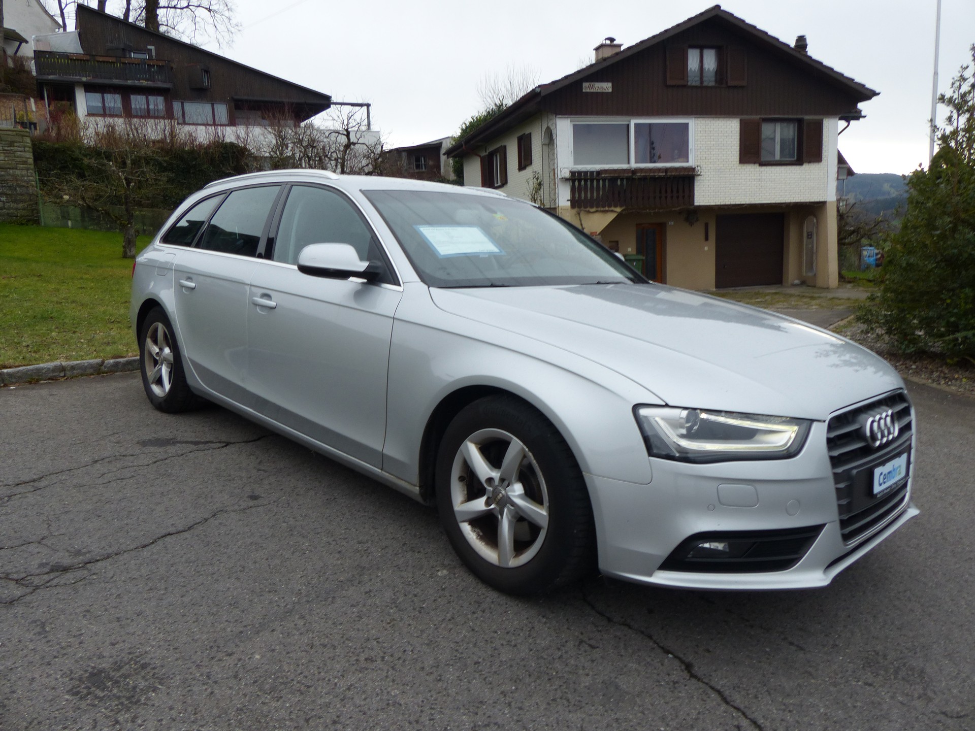 AUDI A4 Avant 2.0 TDIe-showroom-element-3