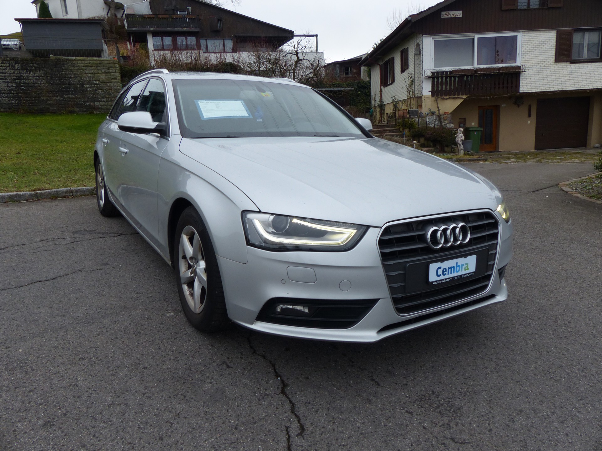 AUDI A4 Avant 2.0 TDIe-showroom-element-1