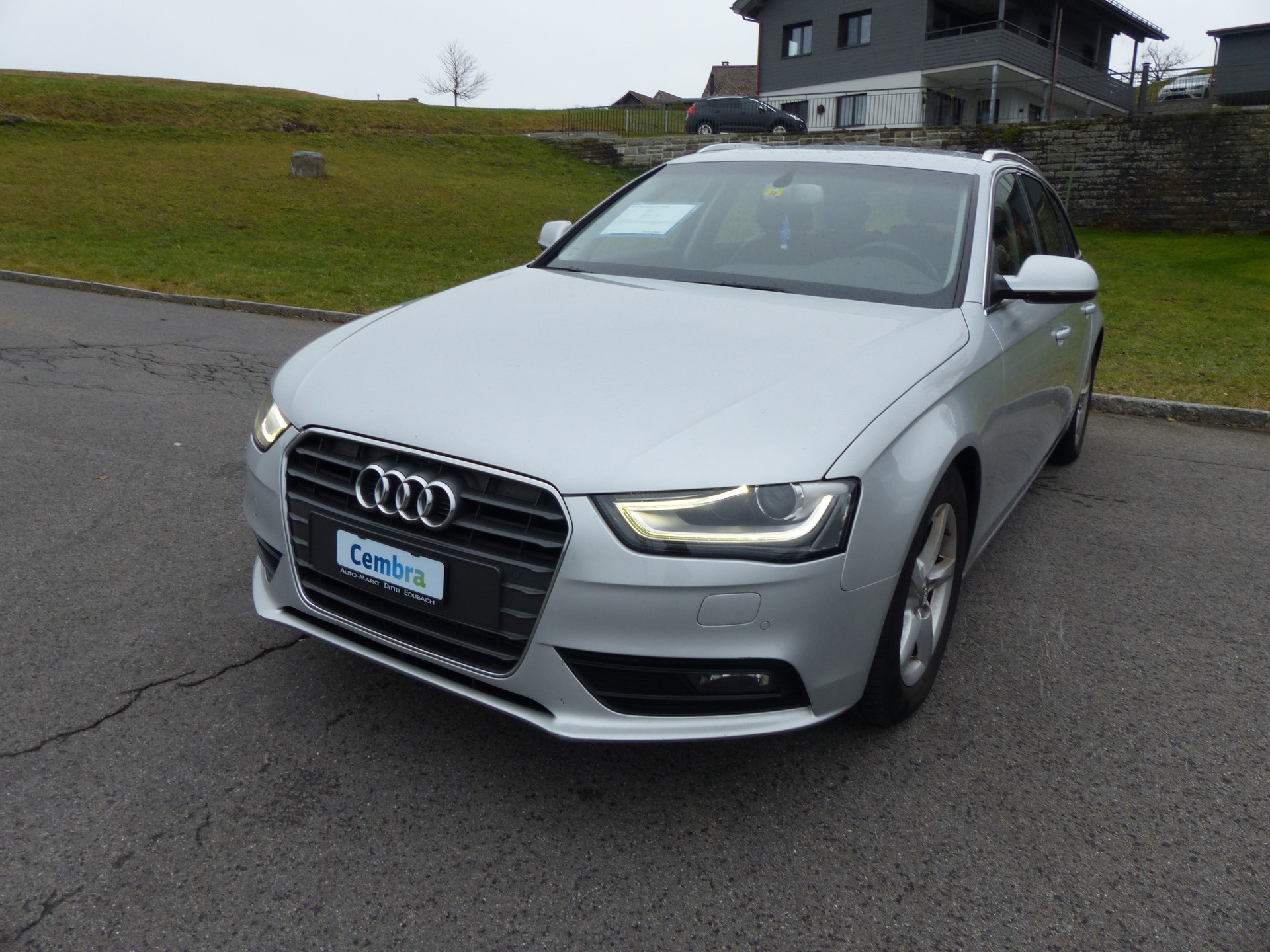 AUDI A4 Avant 2.0 TDIe-showroom-element-2
