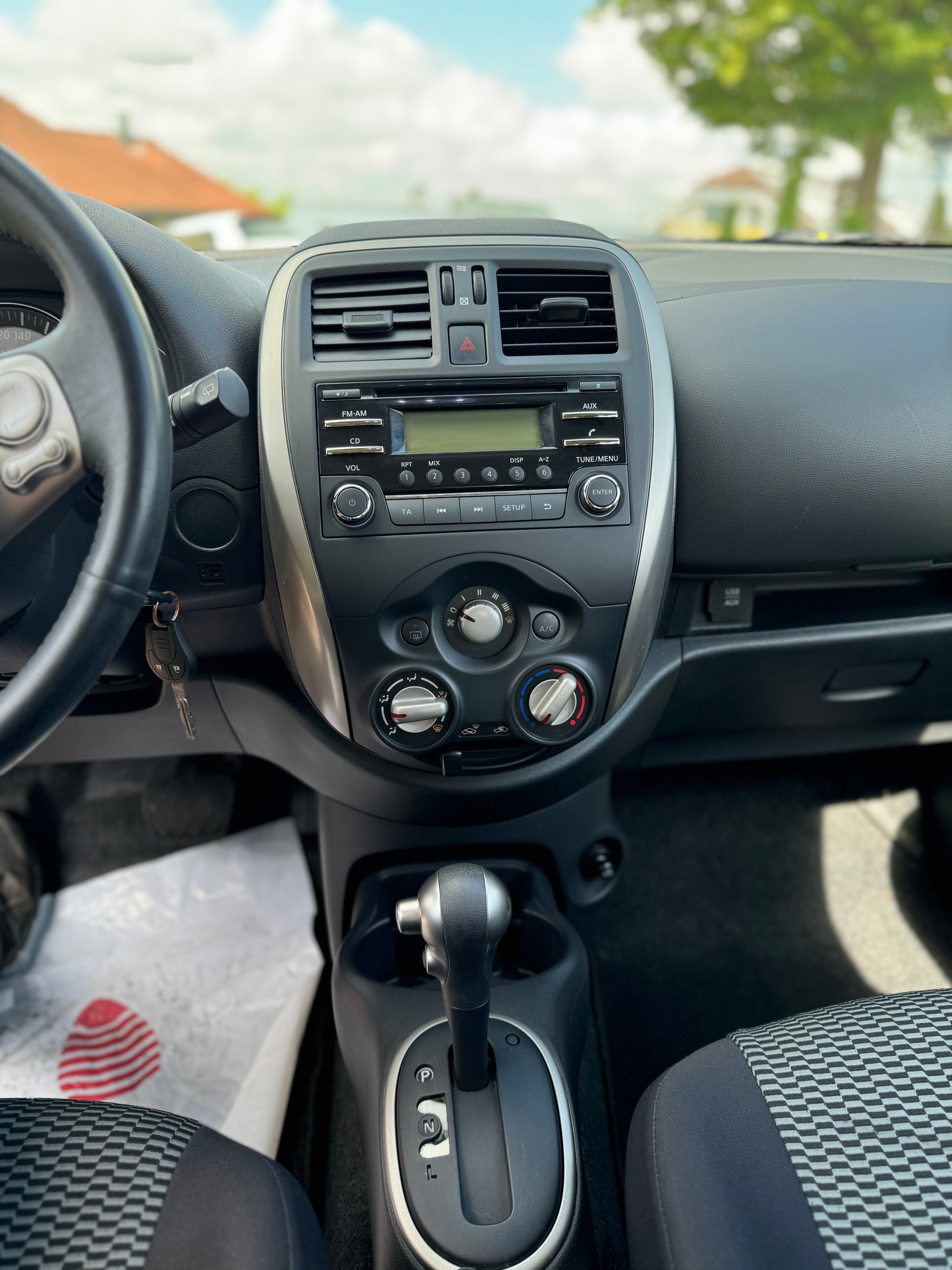 NISSAN Micra 1.2 DIG-S tekna CVT-image-6