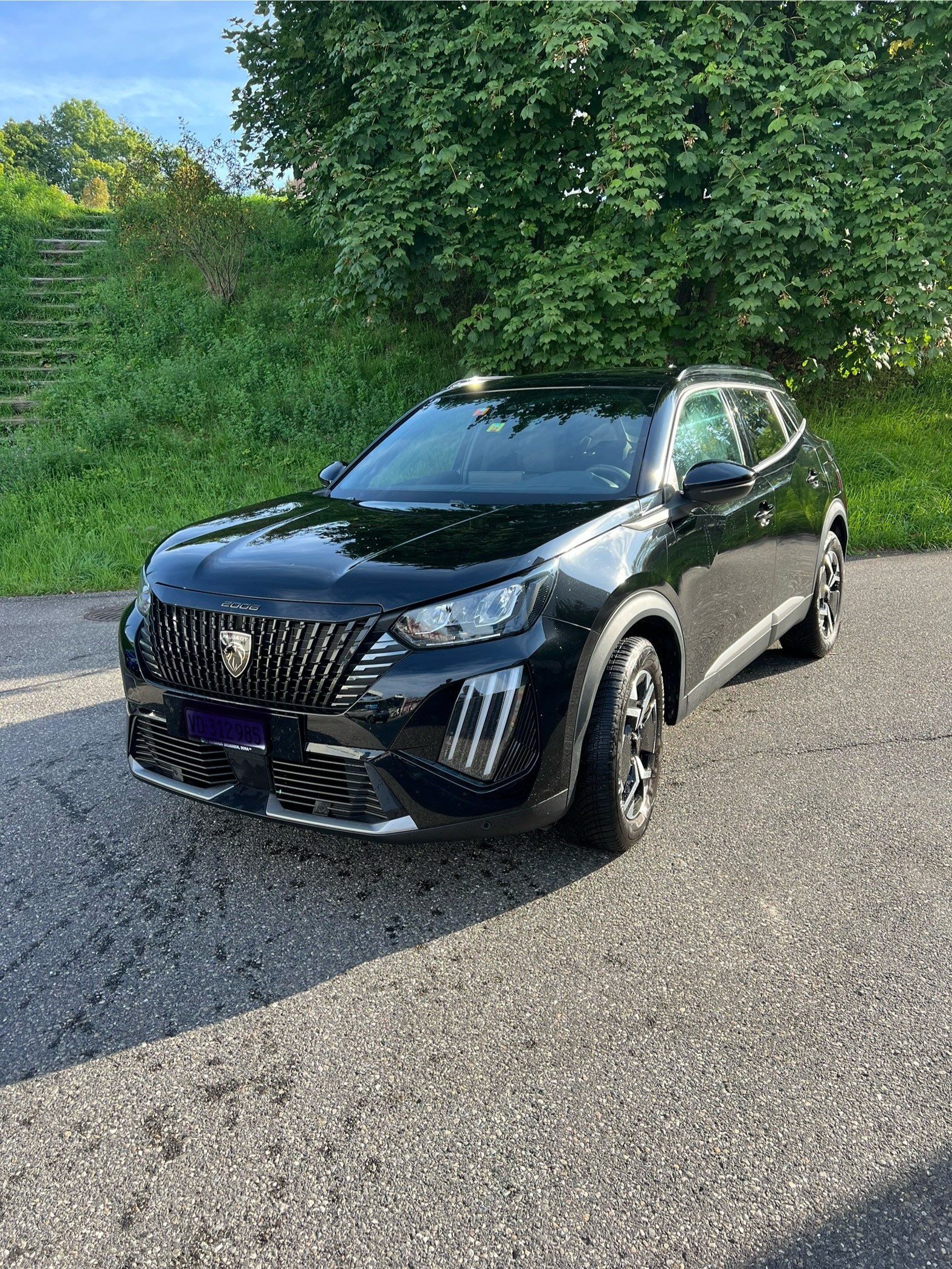 PEUGEOT 2008 1.2 PureTech Allure EAT8