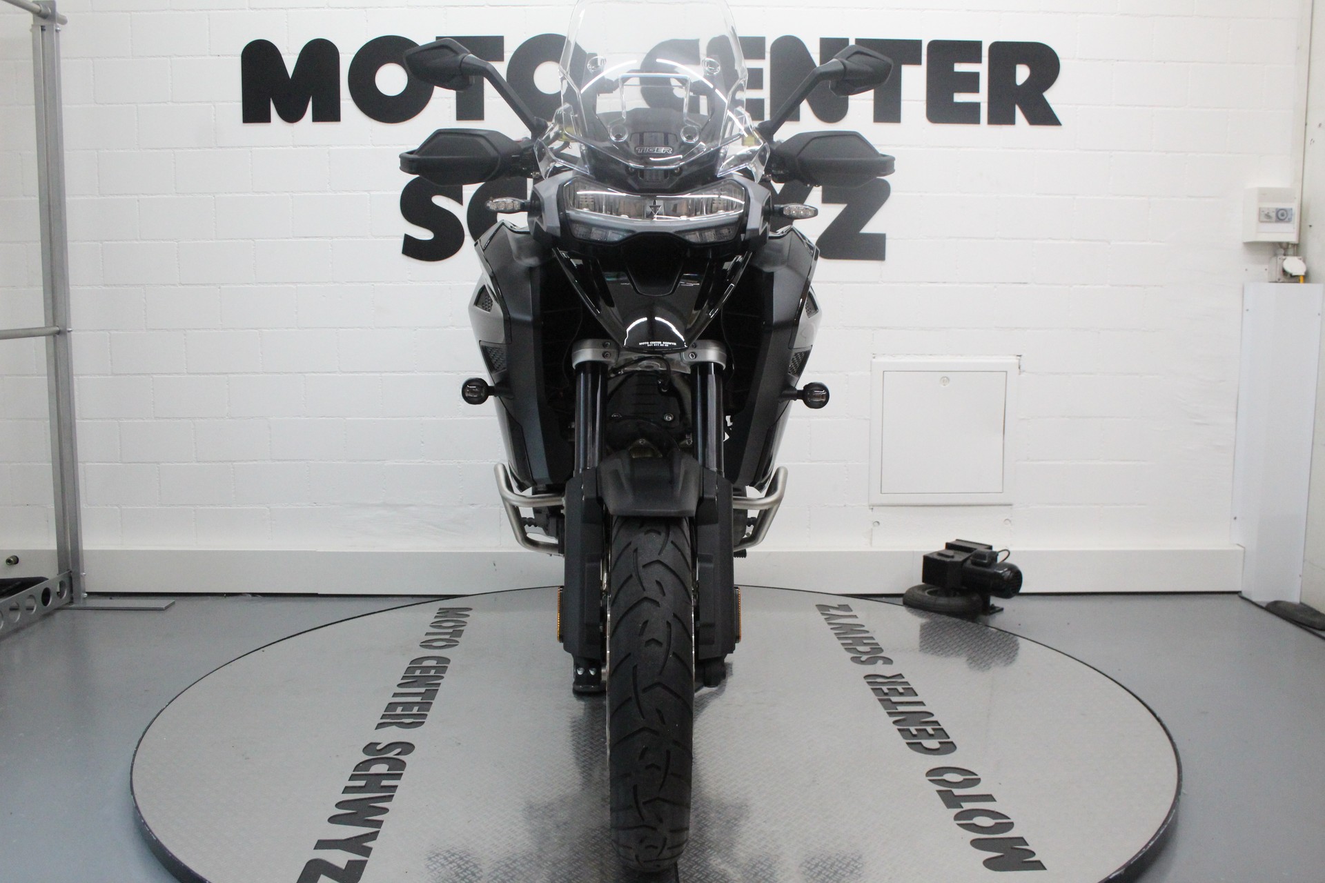 TRIUMPH Tiger 1200 GT Explorer-image-3