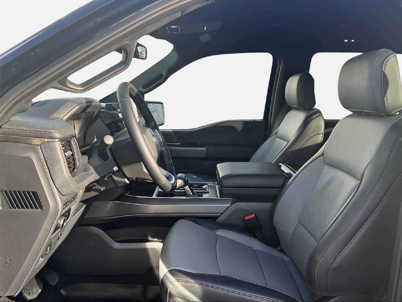 FORD F-150 Lightning DKab.Pick-up 98 kWh Lariat Launch Edition-image-8