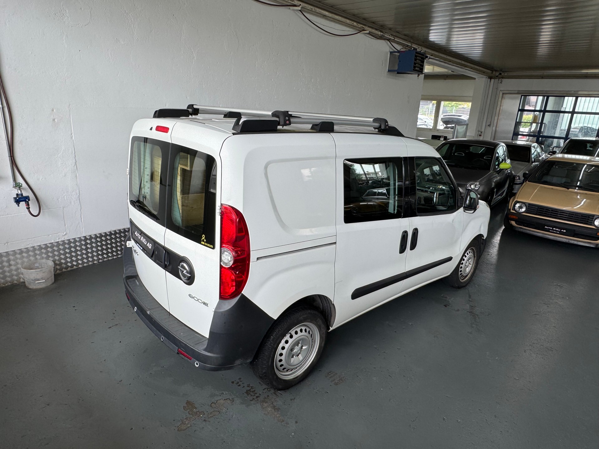 OPEL Combo 1.4 CNG Turbo ecoFLEX 2.4 L1H1-image-7