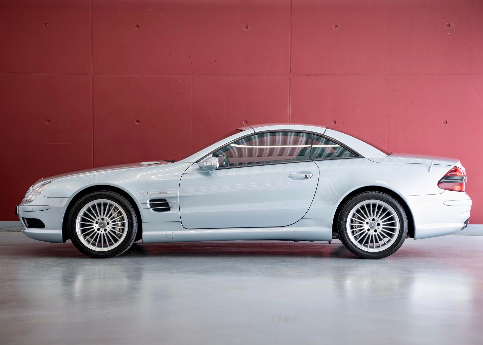 MERCEDES-BENZ SL 55 AMG (Leasing 0.80%, Swiss car, 500 hp, 2nd hand, full Mercedes history) - SOLD !-image-6
